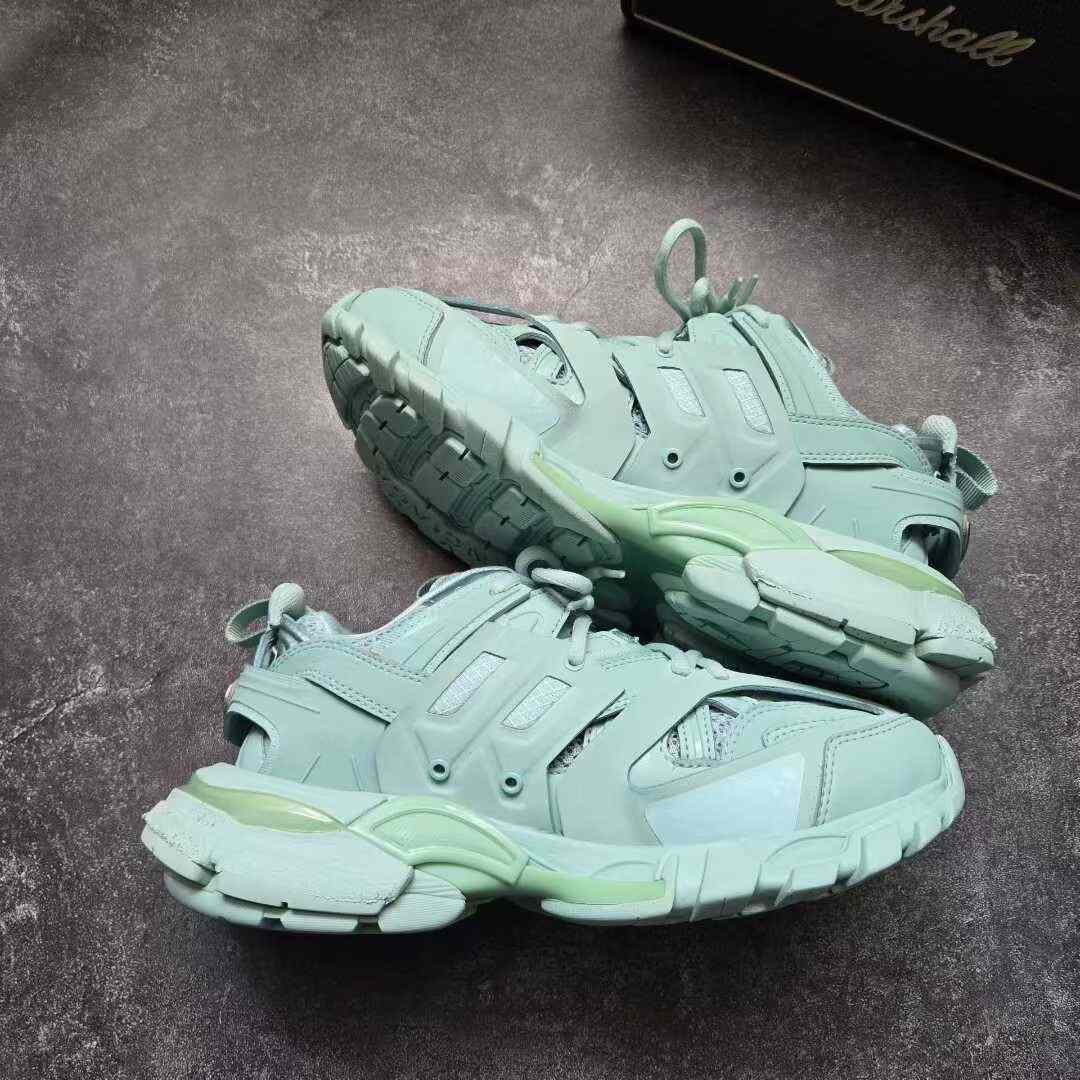 Balenciaga Balenciaga Green Lowtop Sneakers 36 Women Size US 6 / IT 36 - 9 Thumbnail