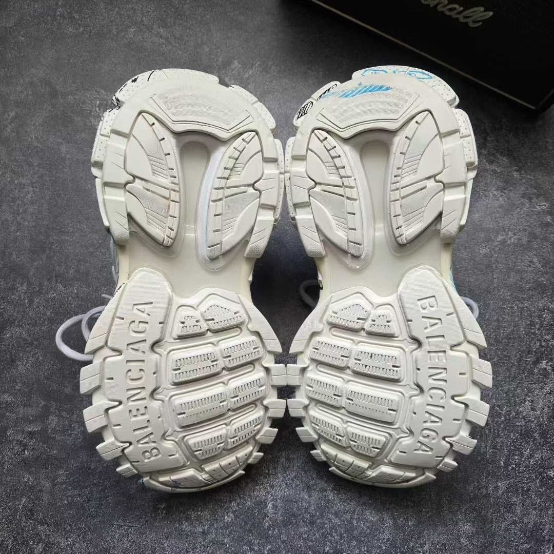 Balenciaga Balenciaga Graphic White Lowtop Sneakers 36 Women Size US 6 / IT 36 - 7 Thumbnail