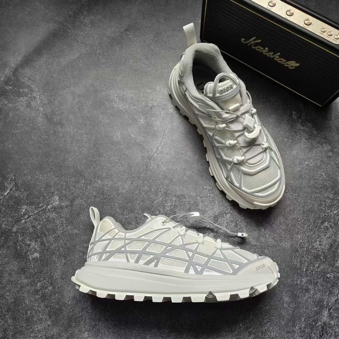 Balenciaga Balenciaga White Lowtop Sneakers 31 Women Size US 8 / IT 38 - 6 Thumbnail