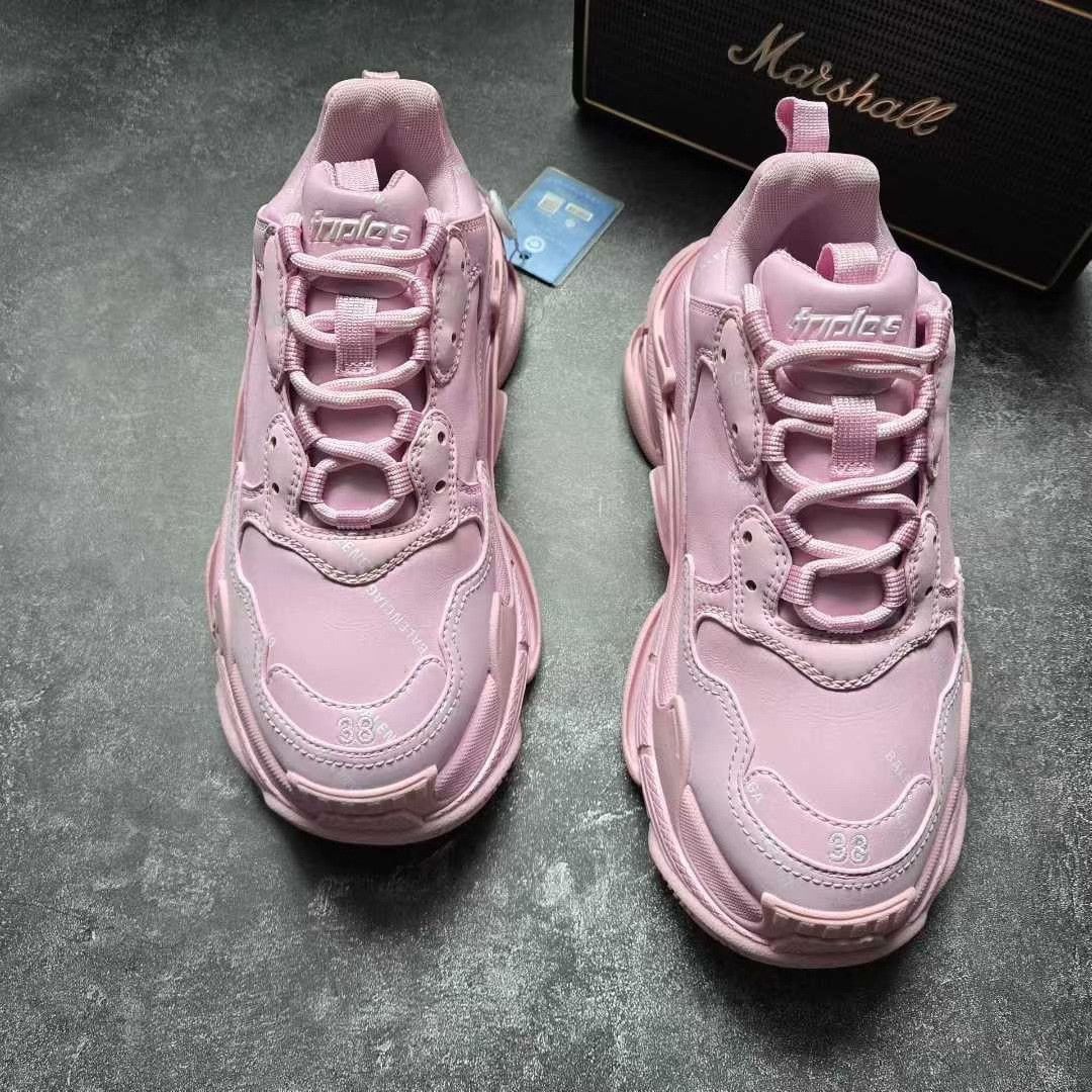 Balenciaga Balenciaga Pink Lowtop Sneakers S Women Size US 6 / IT 36 - 2 Thumbnail