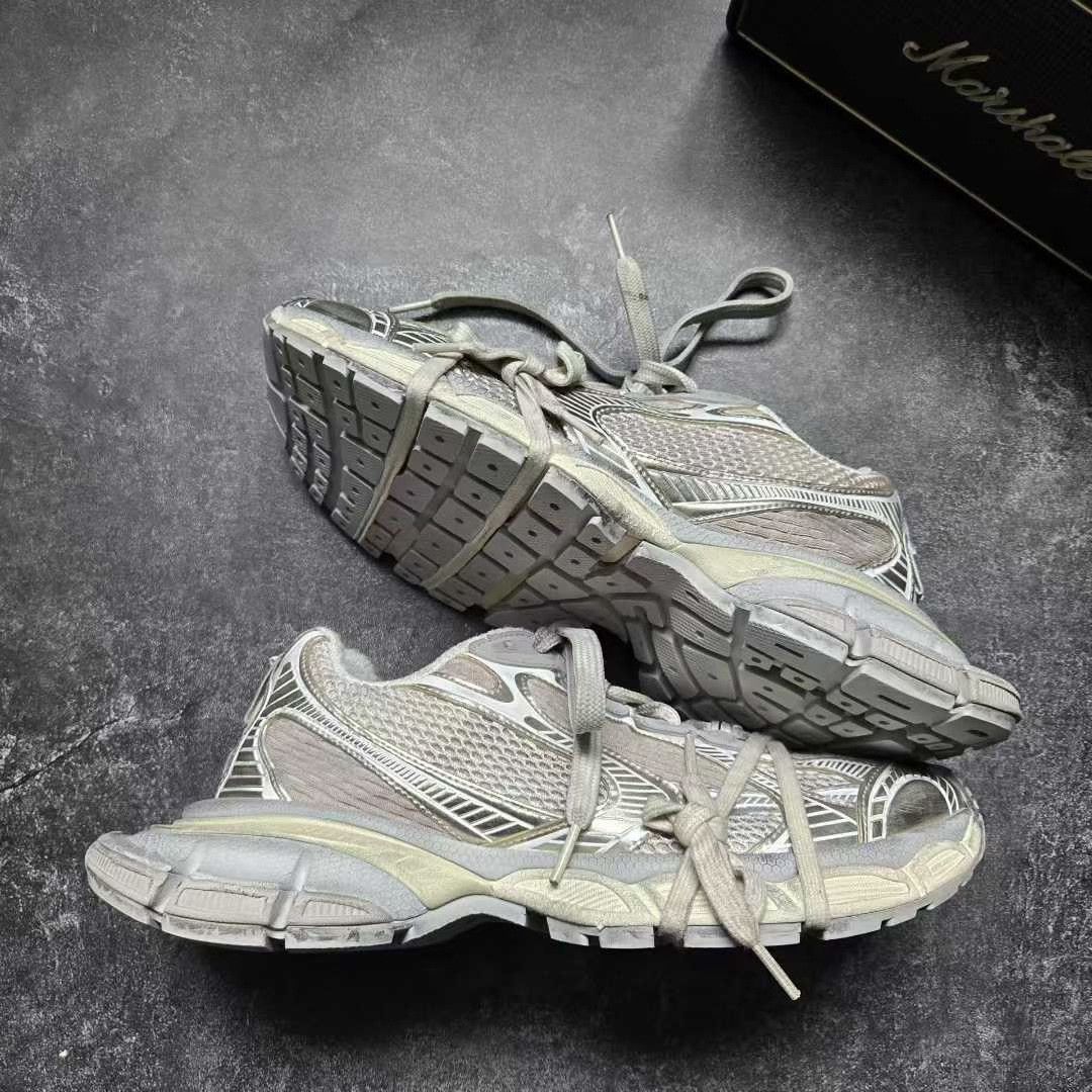 Balenciaga Balenciaga Beige Lowtop Sneakers XXXL Men Size US 10 / EU 43 - 8 Thumbnail