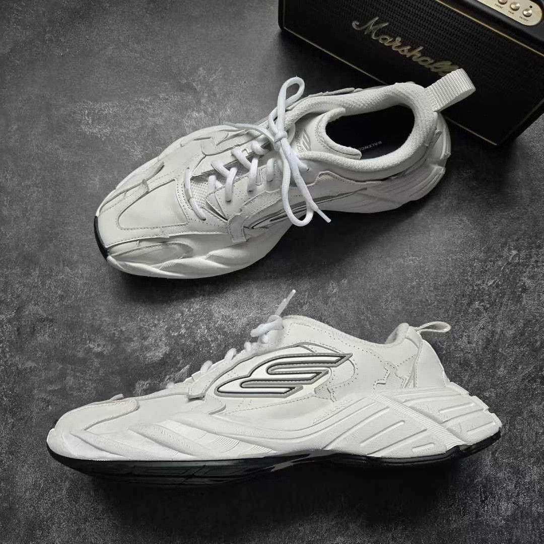 Balenciaga Balenciaga White Lowtop Sneakers 43 Men Size US 10 / EU 43 - 4 Thumbnail