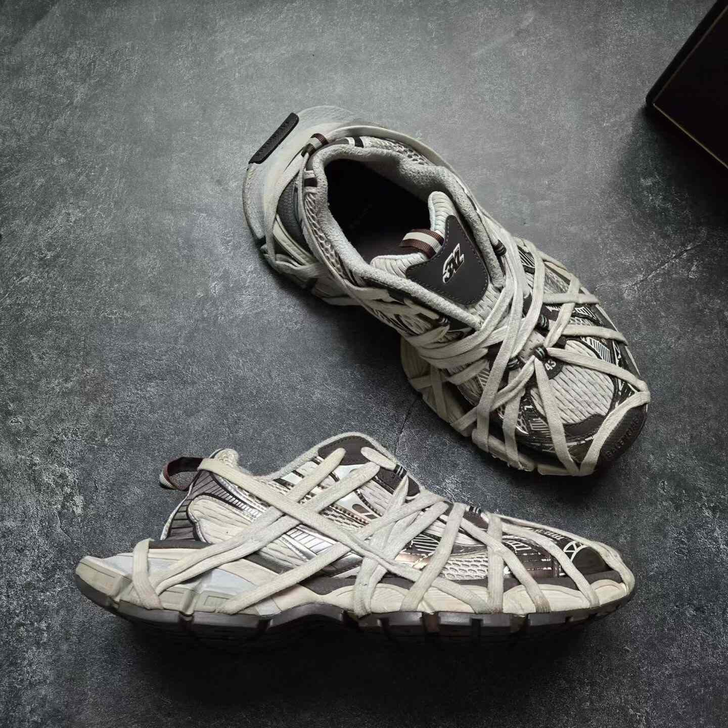 Balenciaga Balenciaga Multi Lowtop Sneakers XXXL Men Size US 10 / EU 43 - 5 Thumbnail