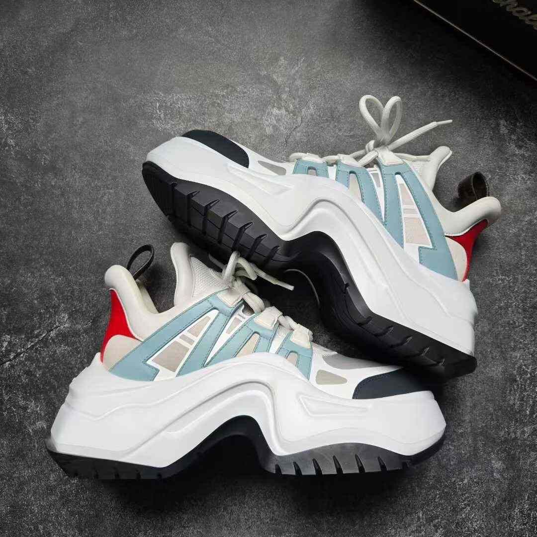 Louis Vuitton Louis Vuitton Blue Lowtop Sneakers 38 Women Size US 7.5 / IT 37.5 - 8 Thumbnail