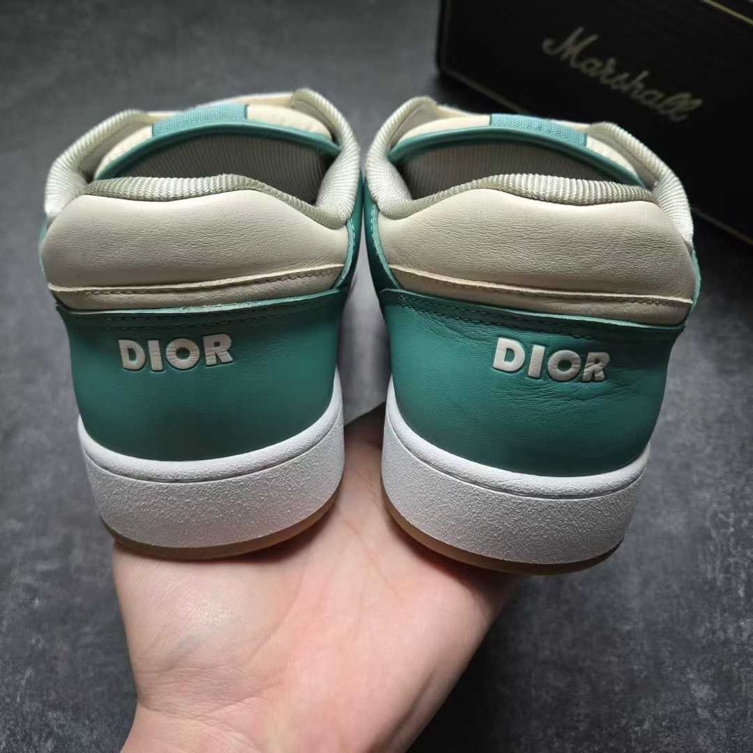 Balenciaga Balenciaga Green Lowtop Sneakers 27 Men Size US 10 / EU 43 - 3 Thumbnail