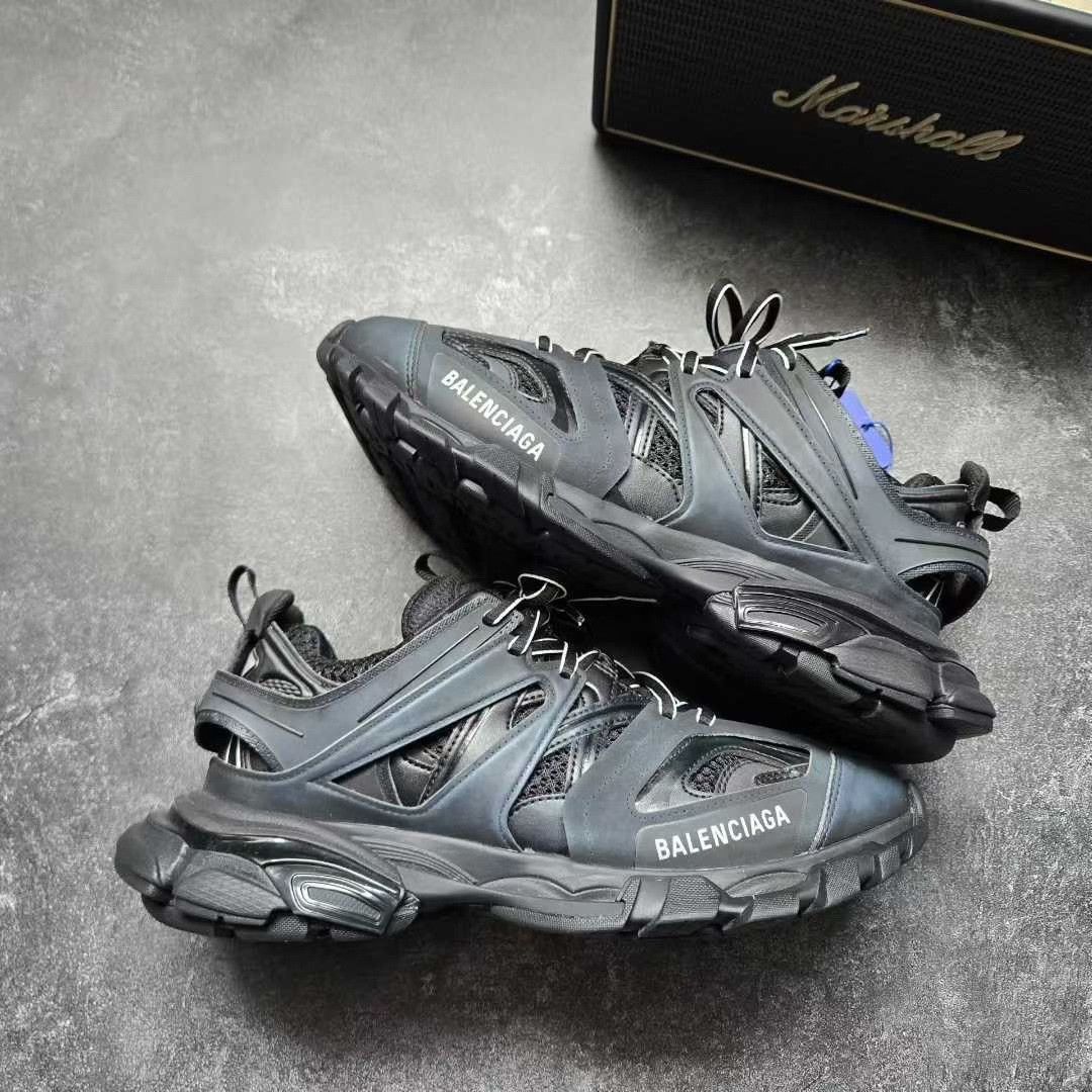 Balenciaga Balenciaga Gold Lowtop Sneakers 39 Men Size US 6.5 / EU 39-40 - 7 Thumbnail