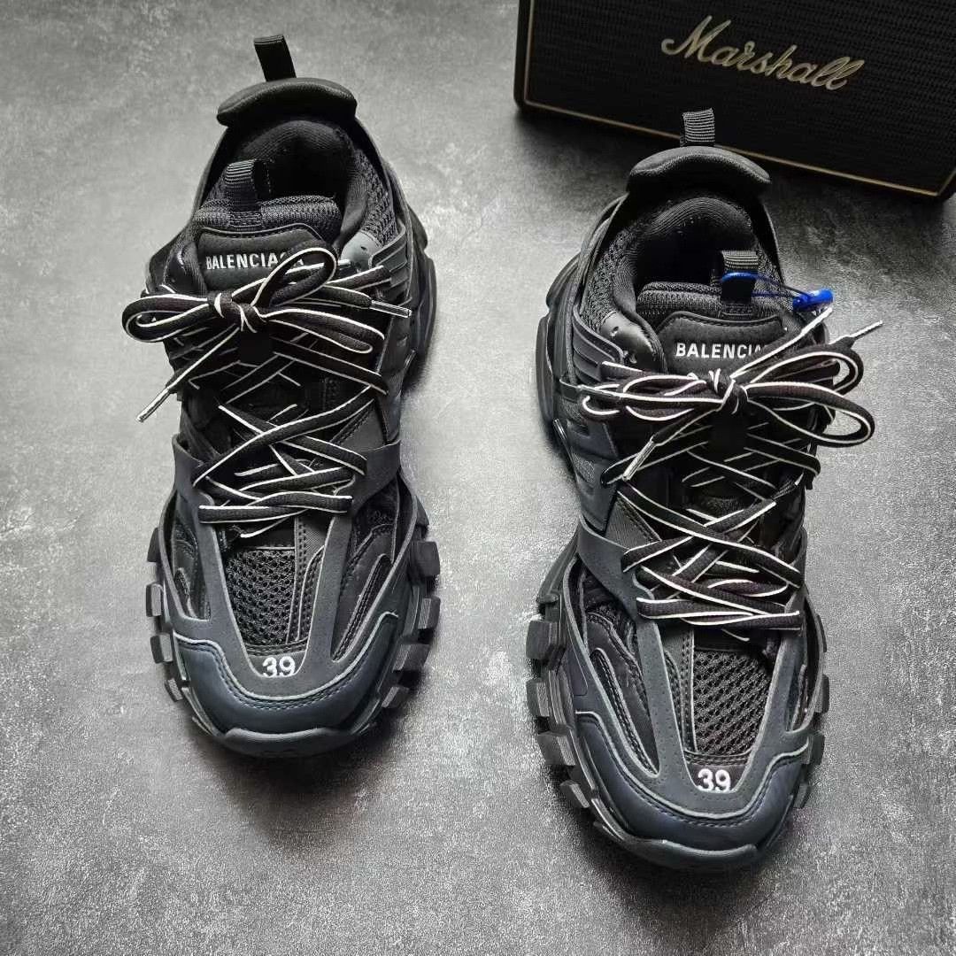 Balenciaga Balenciaga Gold Lowtop Sneakers 39 Men Size US 6.5 / EU 39-40 - 2 Thumbnail