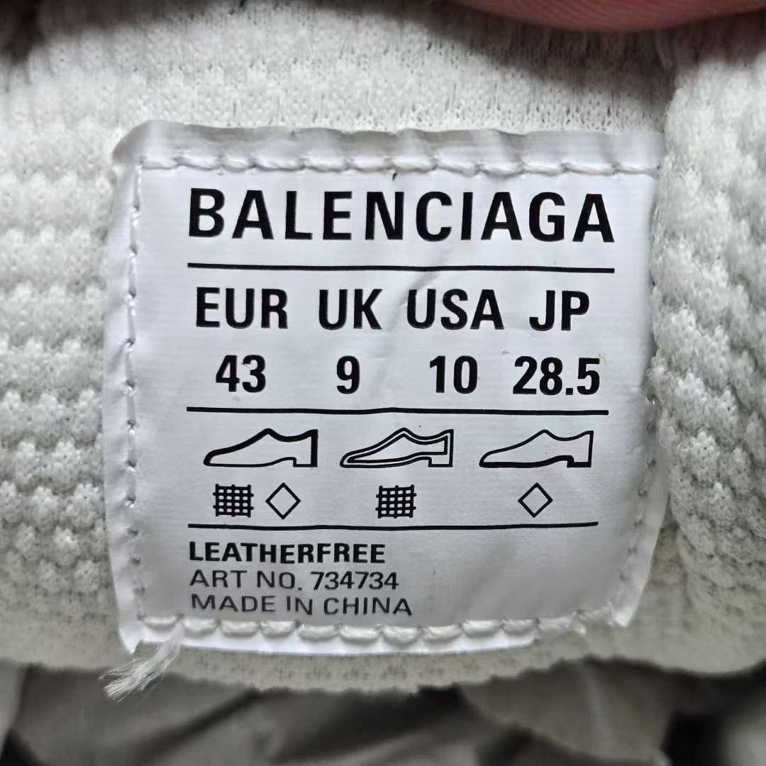 Balenciaga Balenciaga Beige Lowtop Sneakers XXXL Men Size US 10 / EU 43 - 5 Thumbnail