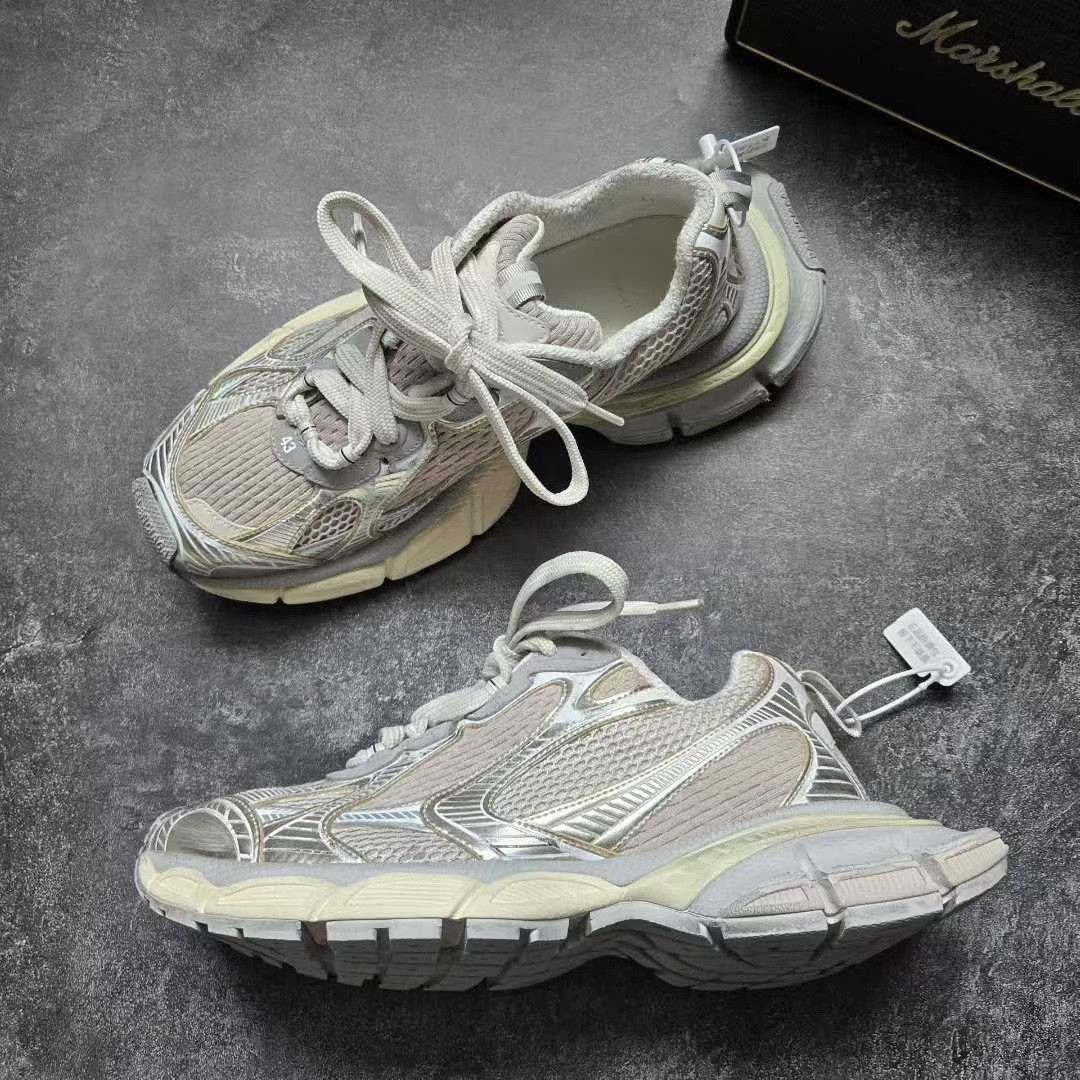 Balenciaga Balenciaga Beige Lowtop Sneakers XXXL Men Size US 10 / EU 43 - 4 Thumbnail