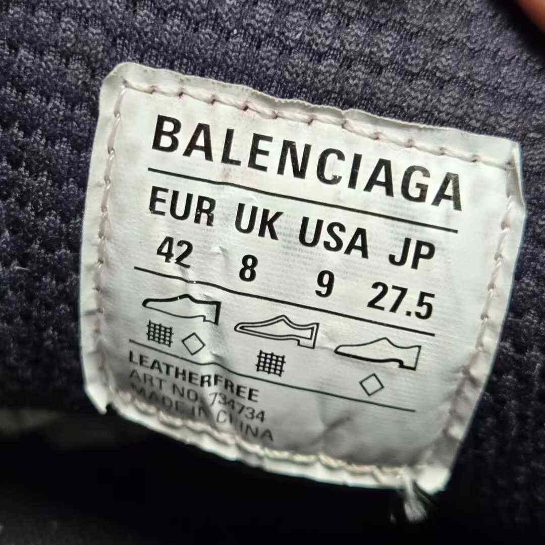 Balenciaga Balenciaga Red Lowtop Sneakers XXXL Men Size US 10 / EU 43 - 8 Thumbnail