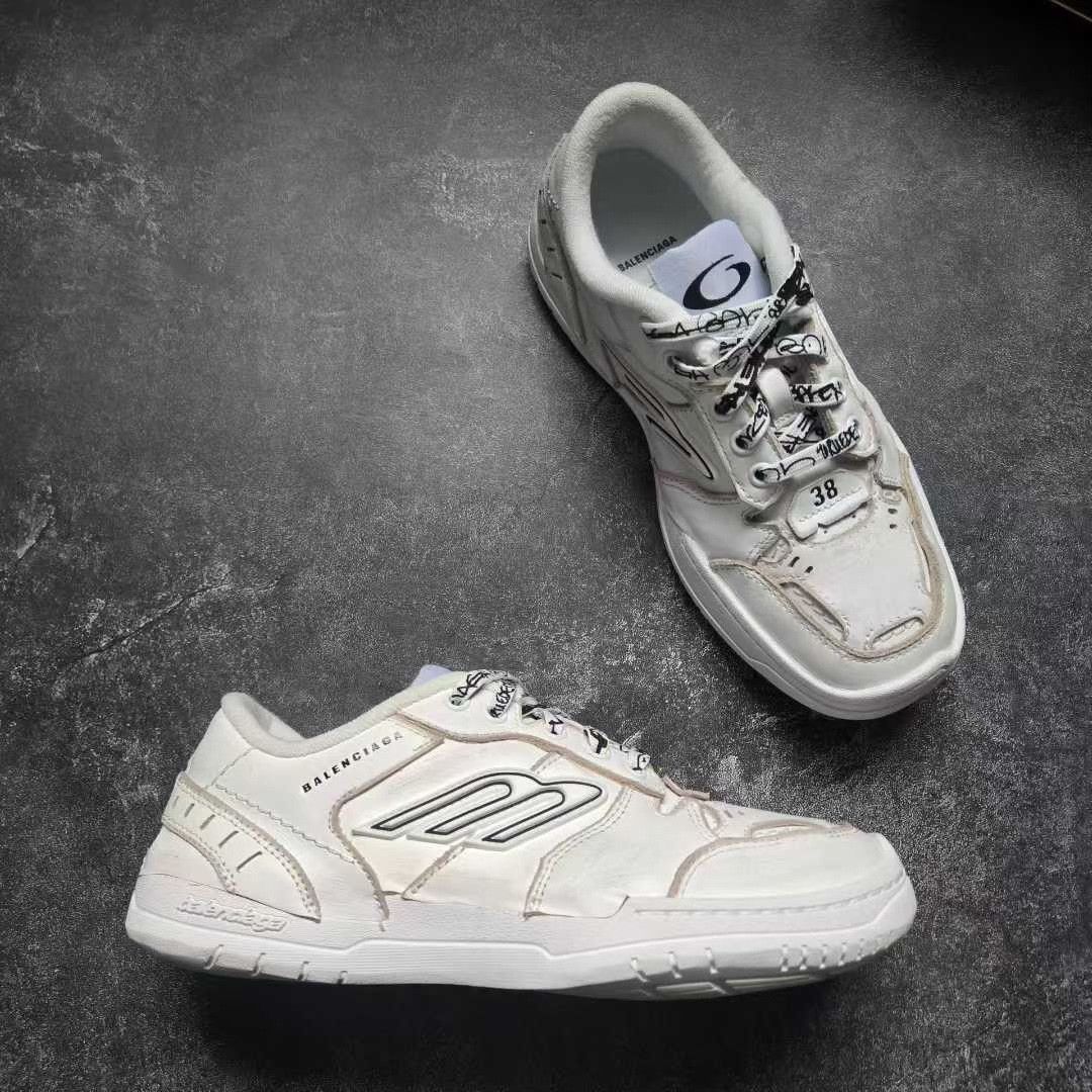Balenciaga Balenciaga Limited White Lowtop Sneakers 38 Women Size US 7.5 / IT 37.5 - 6 Thumbnail