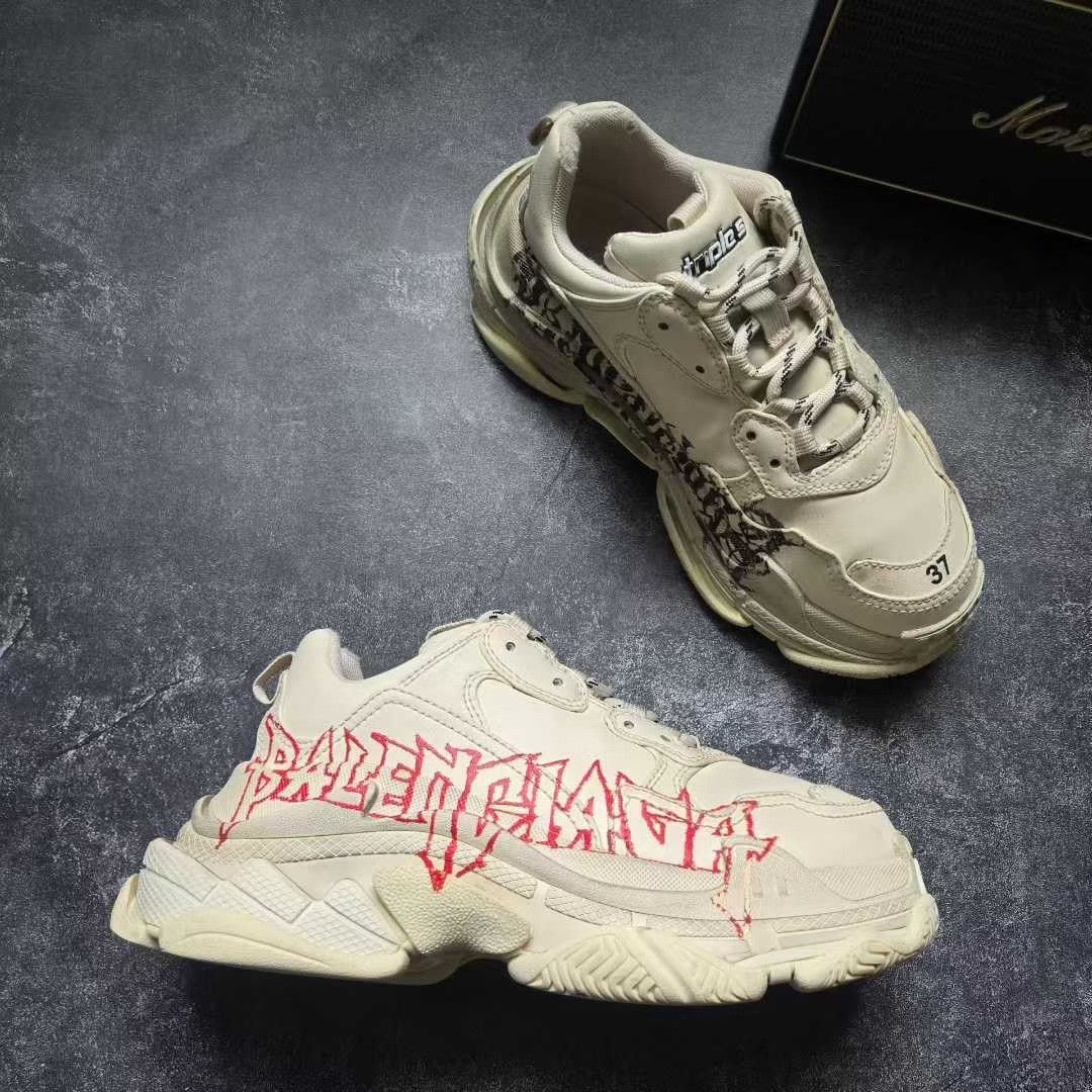 Balenciaga Balenciaga Graphic Beige Lowtop Sneakers S Women Size US 6 / IT 36 - 6 Thumbnail
