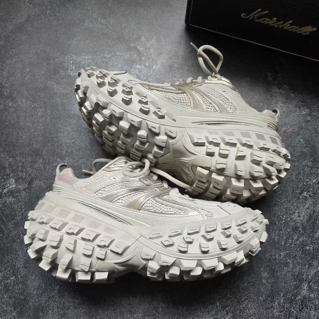 Balenciaga Balenciaga Brown Lowtop Sneakers 40 Men Size US 7.5 / EU 40-41 - 9 Thumbnail