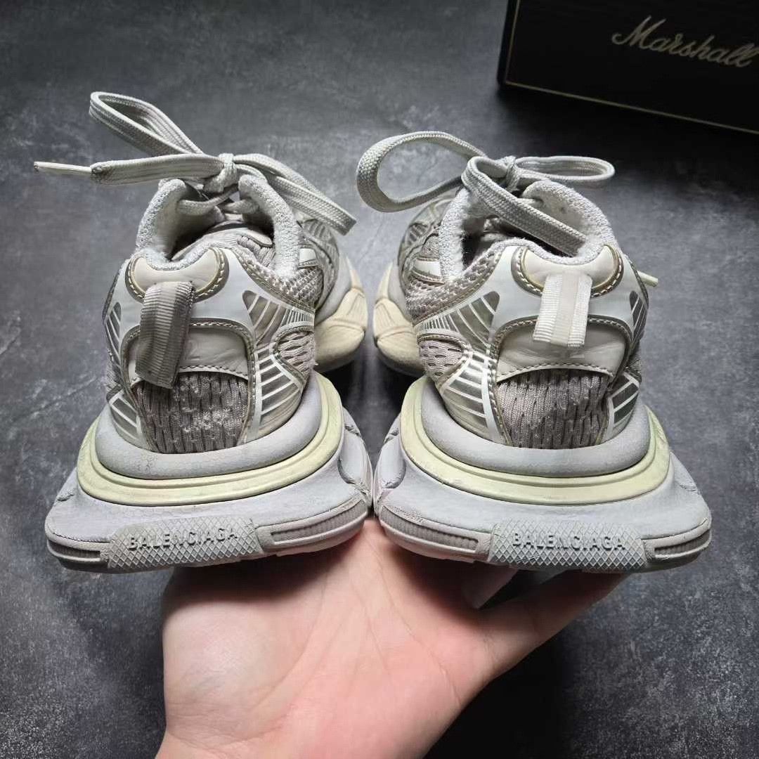 Balenciaga Balenciaga Beige Lowtop Sneakers XXXL Men Size US 10 / EU 43 - 3 Thumbnail