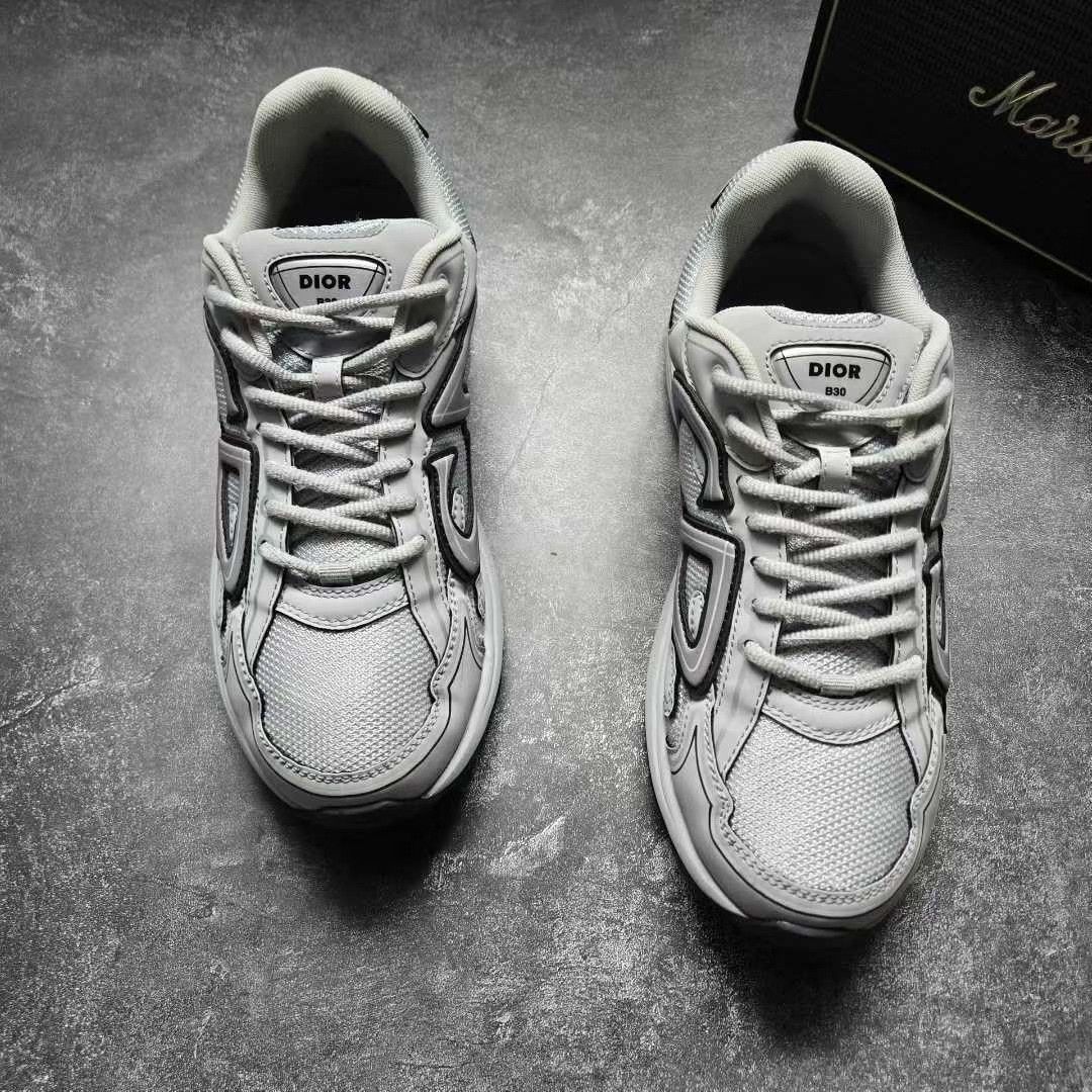 Balenciaga Balenciaga Multi Lowtop Sneakers 30 Men Size US 10 / EU 43 - 2 Thumbnail