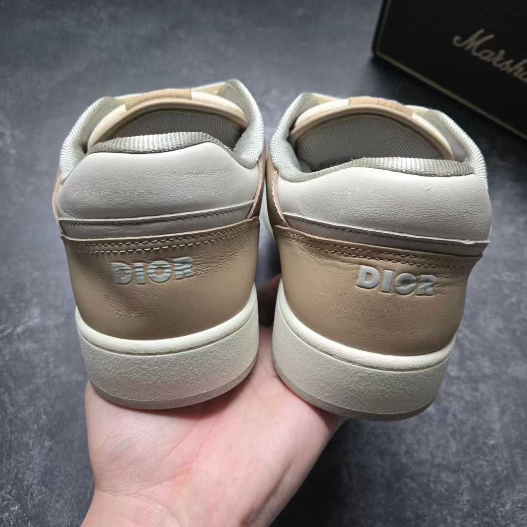 Balenciaga Balenciaga Beige Lowtop Sneakers 27 Men Size US 10 / EU 43 - 3 Thumbnail