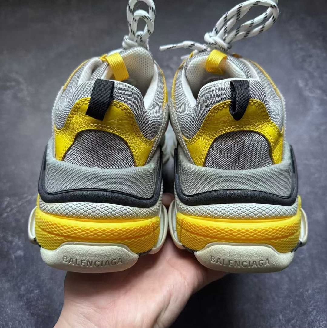 Balenciaga Balenciaga Patchwork Multi Lowtop Sneakers 42 Men Size US 9 / EU 42 - 3 Thumbnail