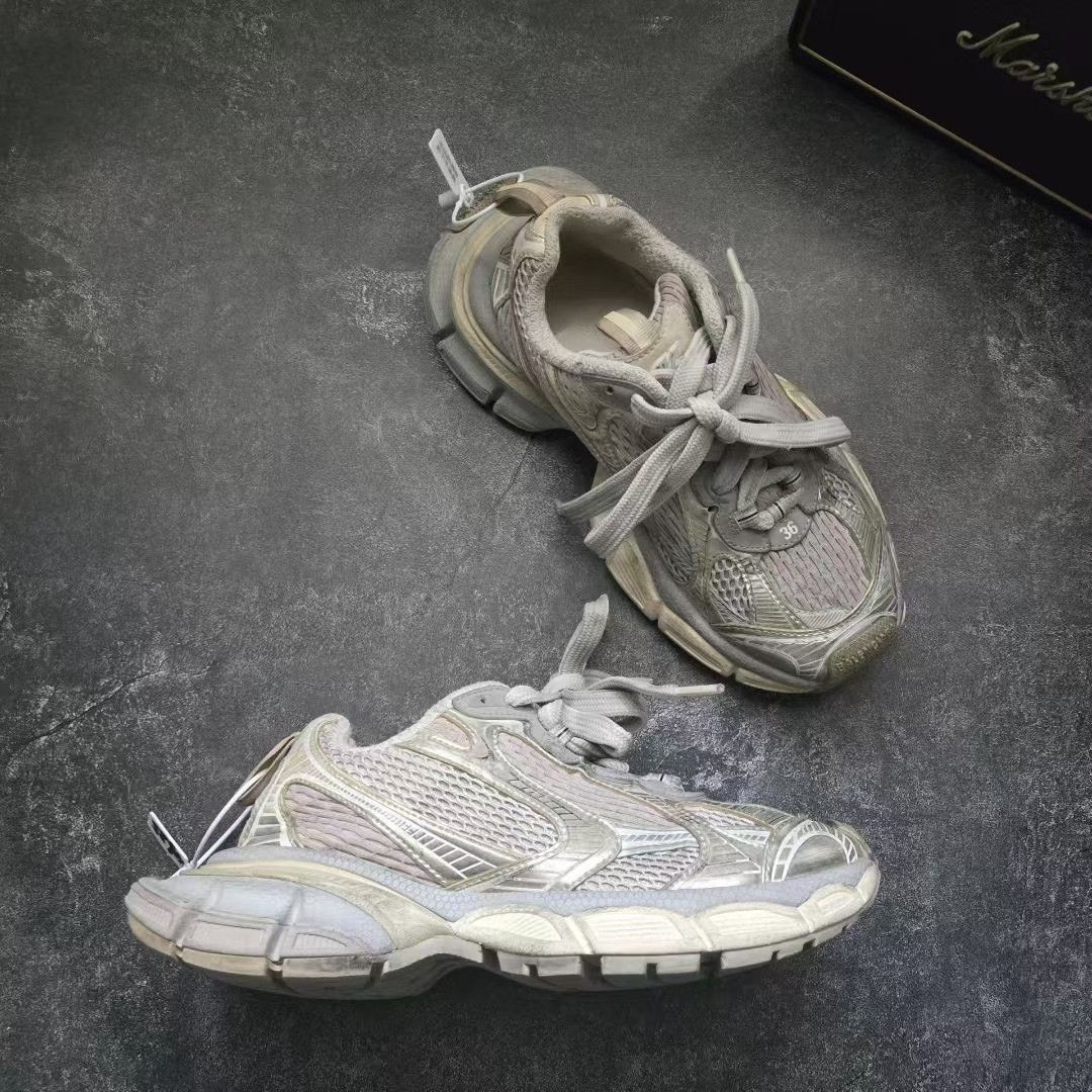 Balenciaga Balenciaga Beige Lowtop Sneakers XXXL Women Size US 8 / IT 38 - 6 Thumbnail