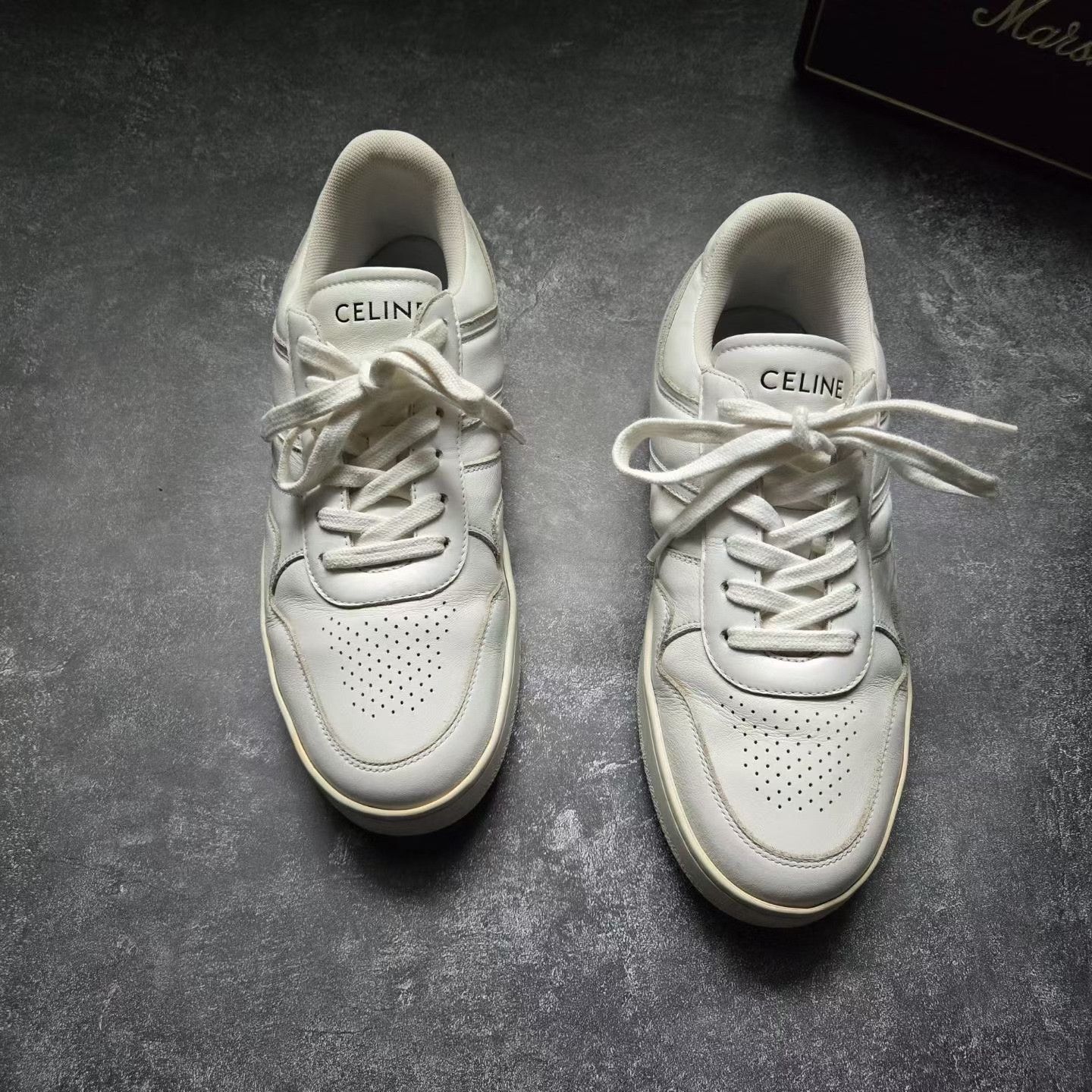 Balenciaga Balenciaga Leather White Lowtop Sneakers 38 Women Size US 7.5 / IT 37.5 - 2 Thumbnail
