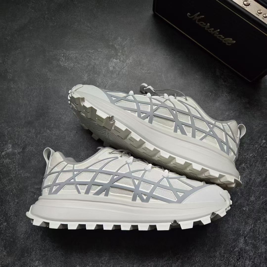 Balenciaga Balenciaga White Lowtop Sneakers 31 Men Size US 5 / EU 37 - 9 Thumbnail