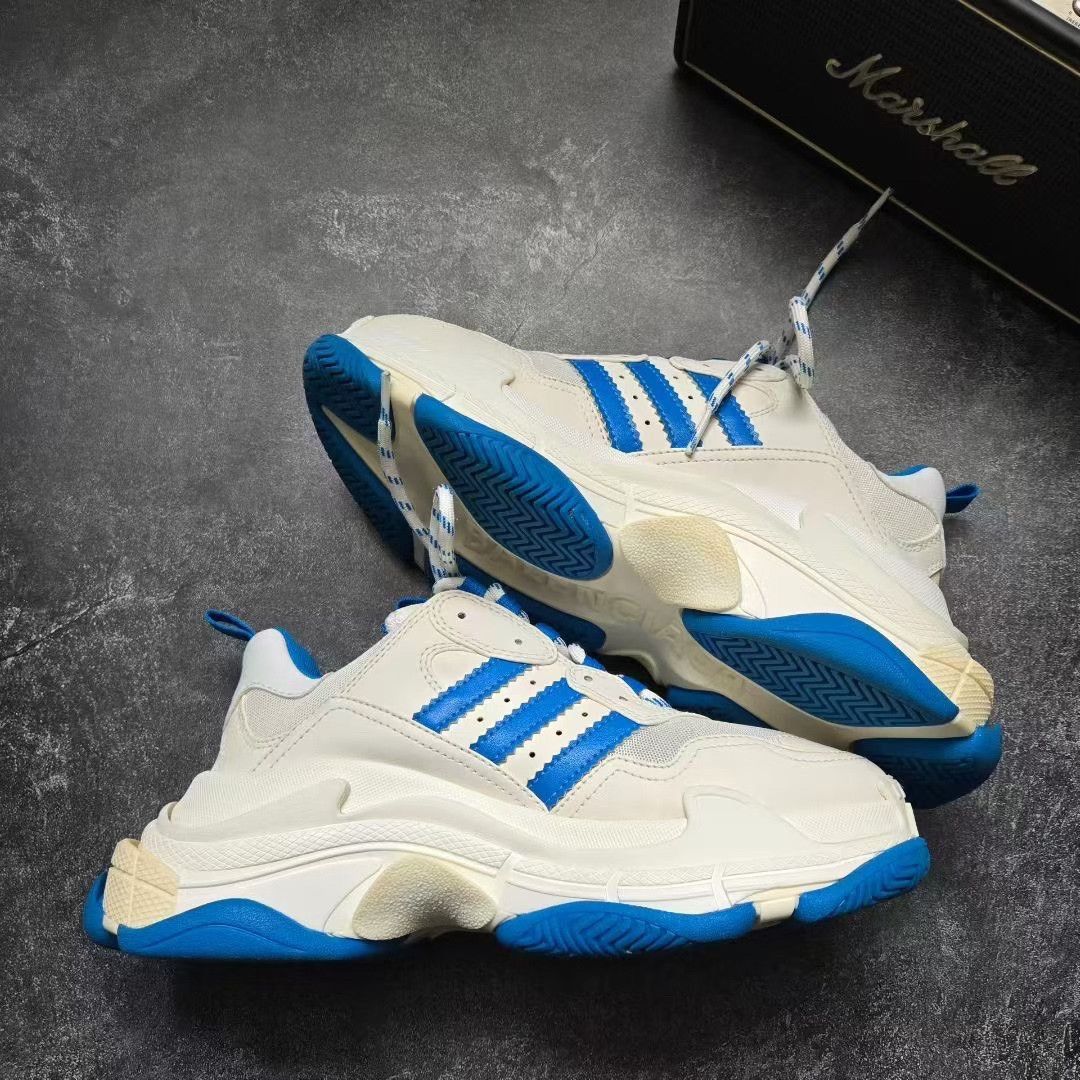 Balenciaga Balenciaga Collab Blue Lowtop Sneakers S Men Size US 10 / EU 43 - 9 Thumbnail