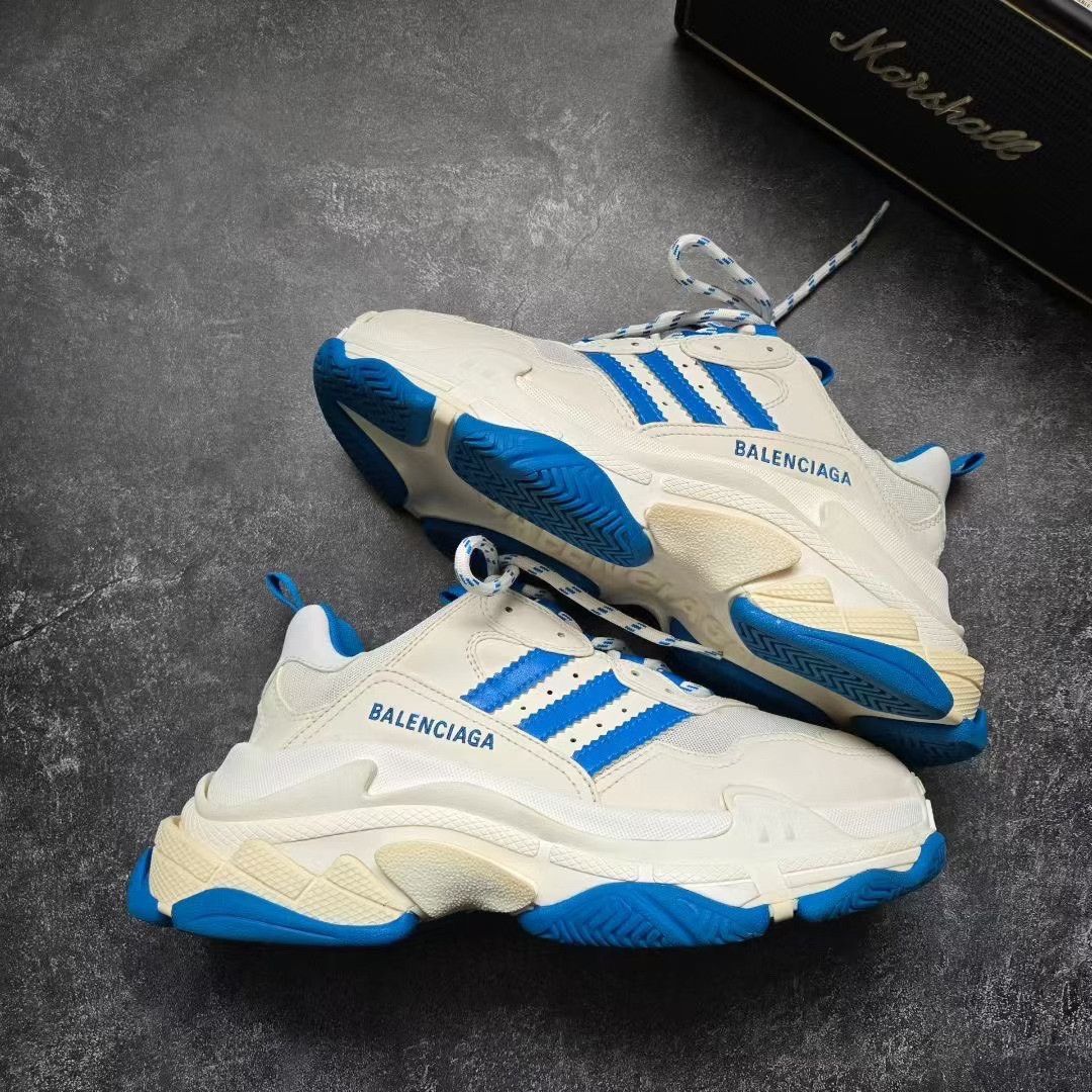 Balenciaga Balenciaga Collab Blue Lowtop Sneakers S Men Size US 10 / EU 43 - 8 Thumbnail