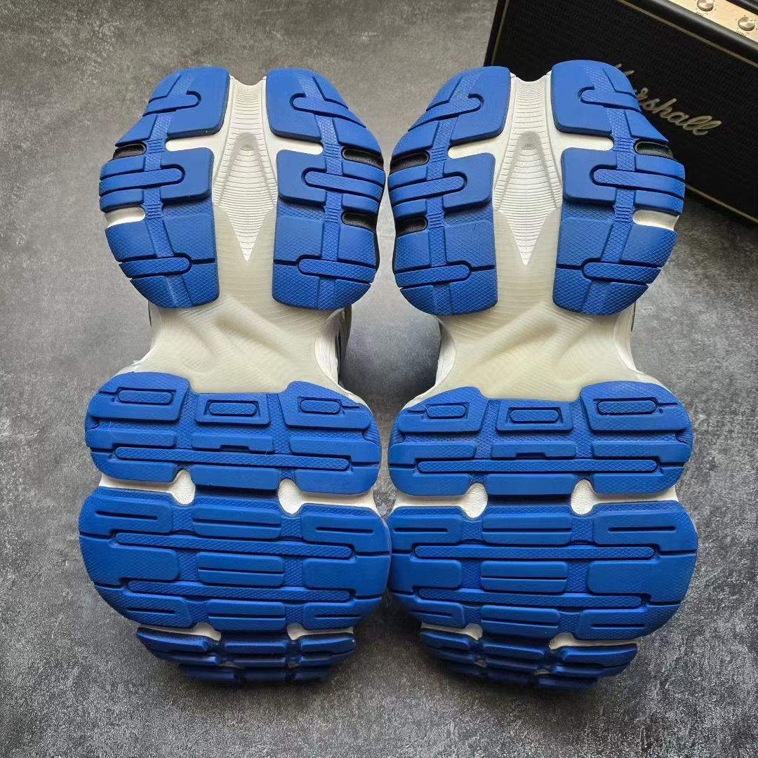 Balenciaga Balenciaga Cargo Blue Lowtop Sneakers 41 Men Size US 8.5 / EU 41-42 - 7 Thumbnail
