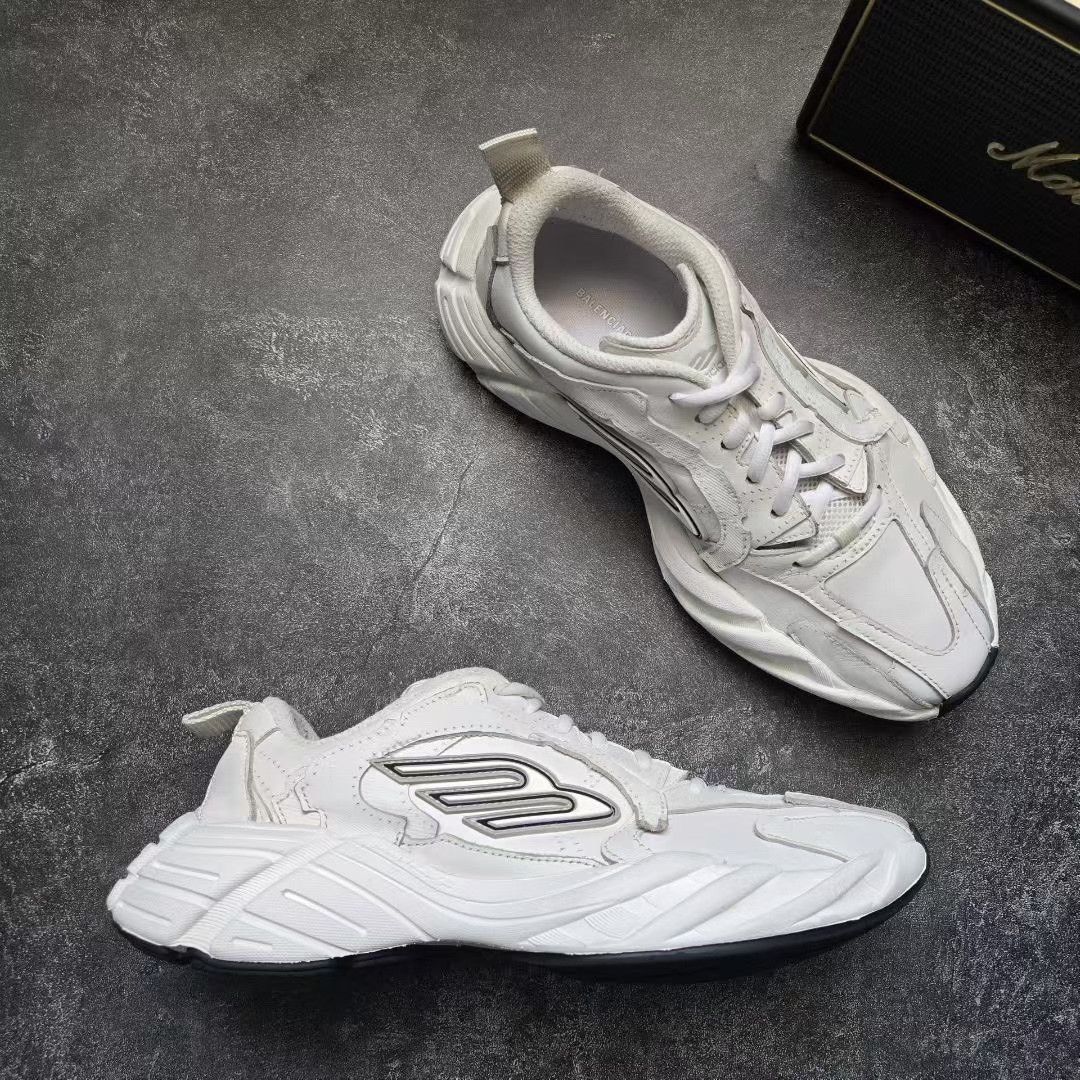 Balenciaga Balenciaga White Lowtop Sneakers 39 Women Size US 8.5 / IT 38.5 - 6 Thumbnail