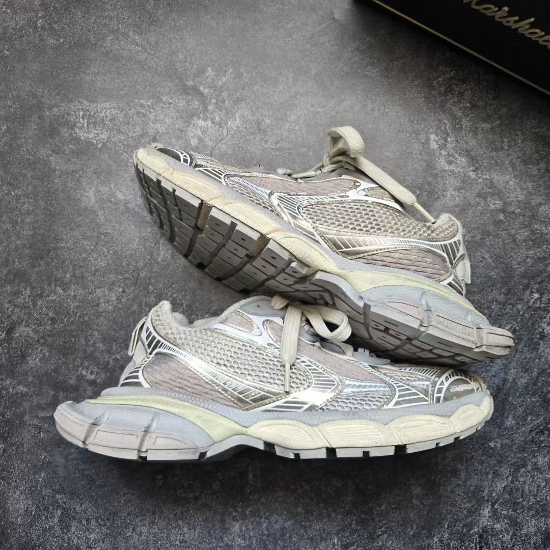Balenciaga Balenciaga Beige Lowtop Sneakers XXXL Men Size US 10 / EU 43 - 8 Thumbnail