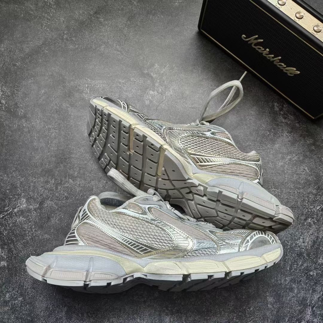 Balenciaga Balenciaga Beige Lowtop Sneakers XXXL Men Size US 10 / EU 43 - 9 Thumbnail