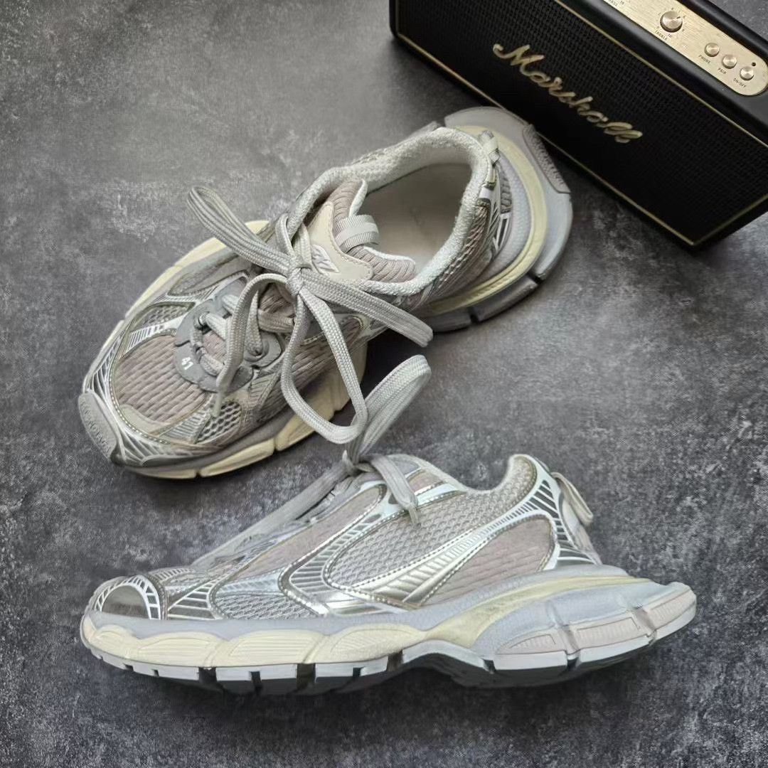 Balenciaga Balenciaga Beige Lowtop Sneakers XXXL Men Size US 10 / EU 43 - 4 Thumbnail