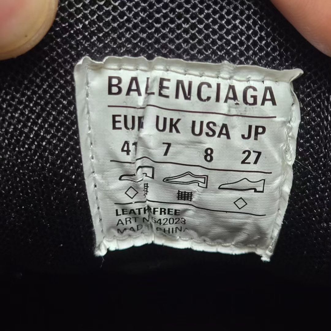 Balenciaga Balenciaga Distressed Gold Lowtop Sneakers 41 Men Size US 8.5 / EU 41-42 - 5 Thumbnail