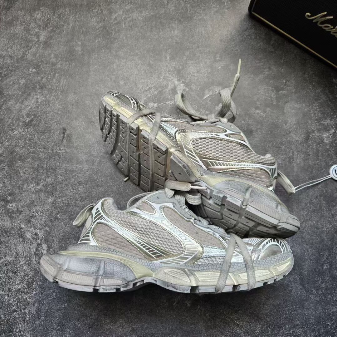 Balenciaga Balenciaga Limited Beige Lowtop Sneakers XXXL Women Size US 8 / IT 38 - 9 Thumbnail