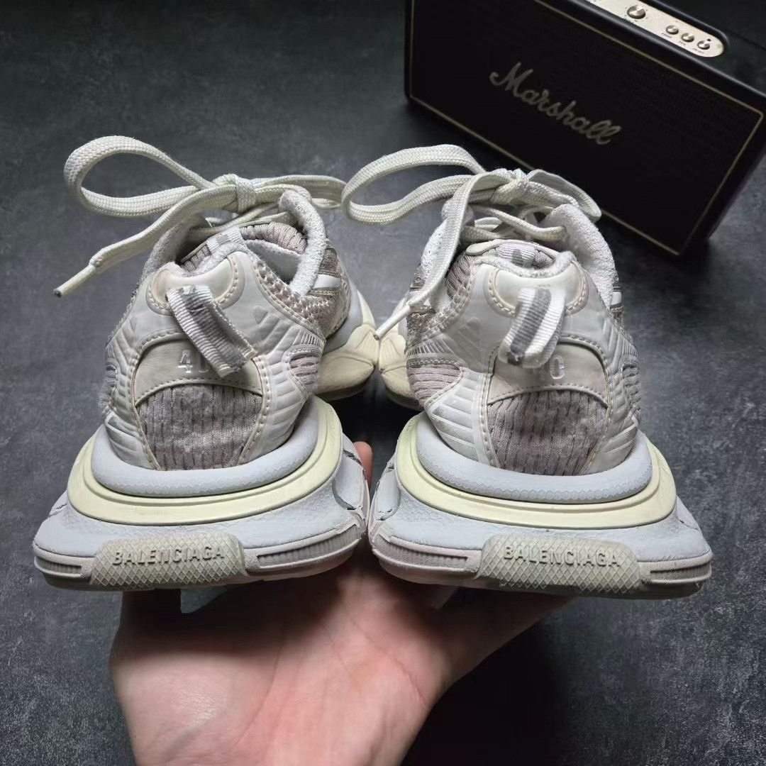 Balenciaga Balenciaga Beige Lowtop Sneakers XXXL Men Size US 10 / EU 43 - 3 Thumbnail