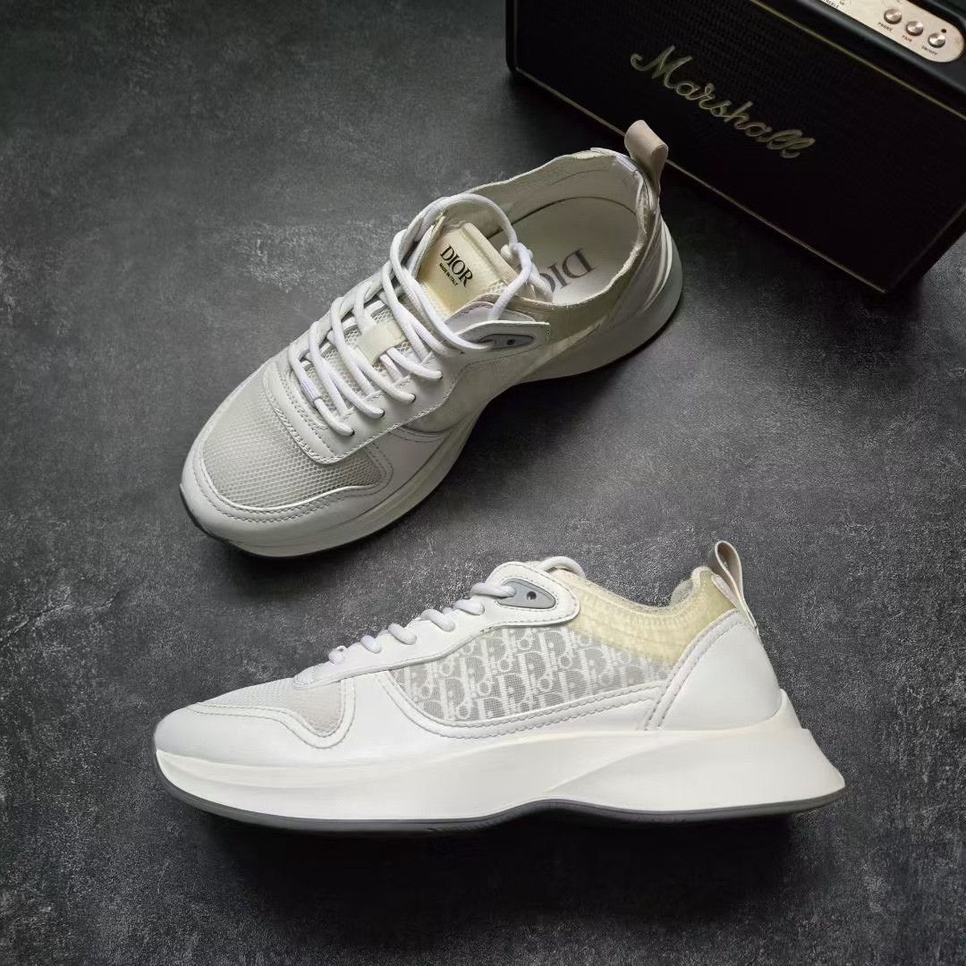 Balenciaga Balenciaga White Lowtop Sneakers 25 Women Size US 8 / IT 38 - 4 Thumbnail