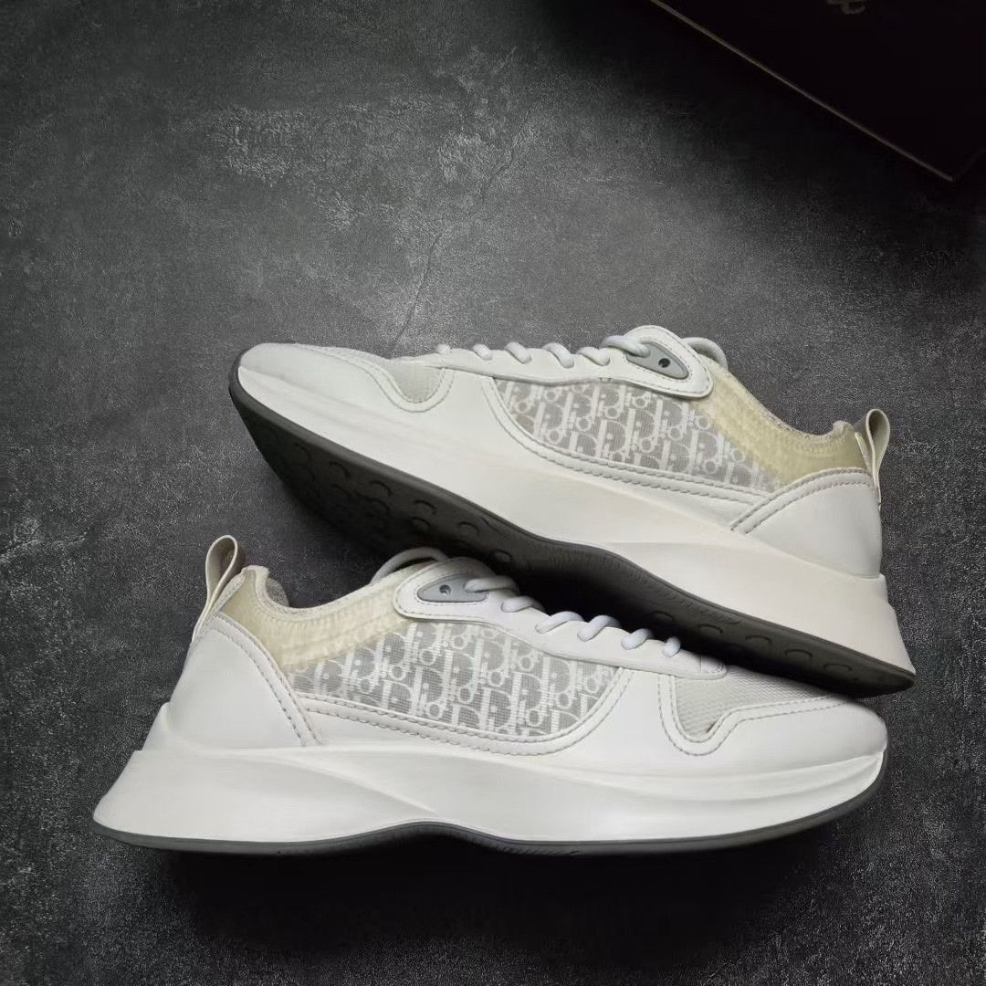 Balenciaga Balenciaga White Lowtop Sneakers 25 Women Size US 8 / IT 38 - 8 Thumbnail