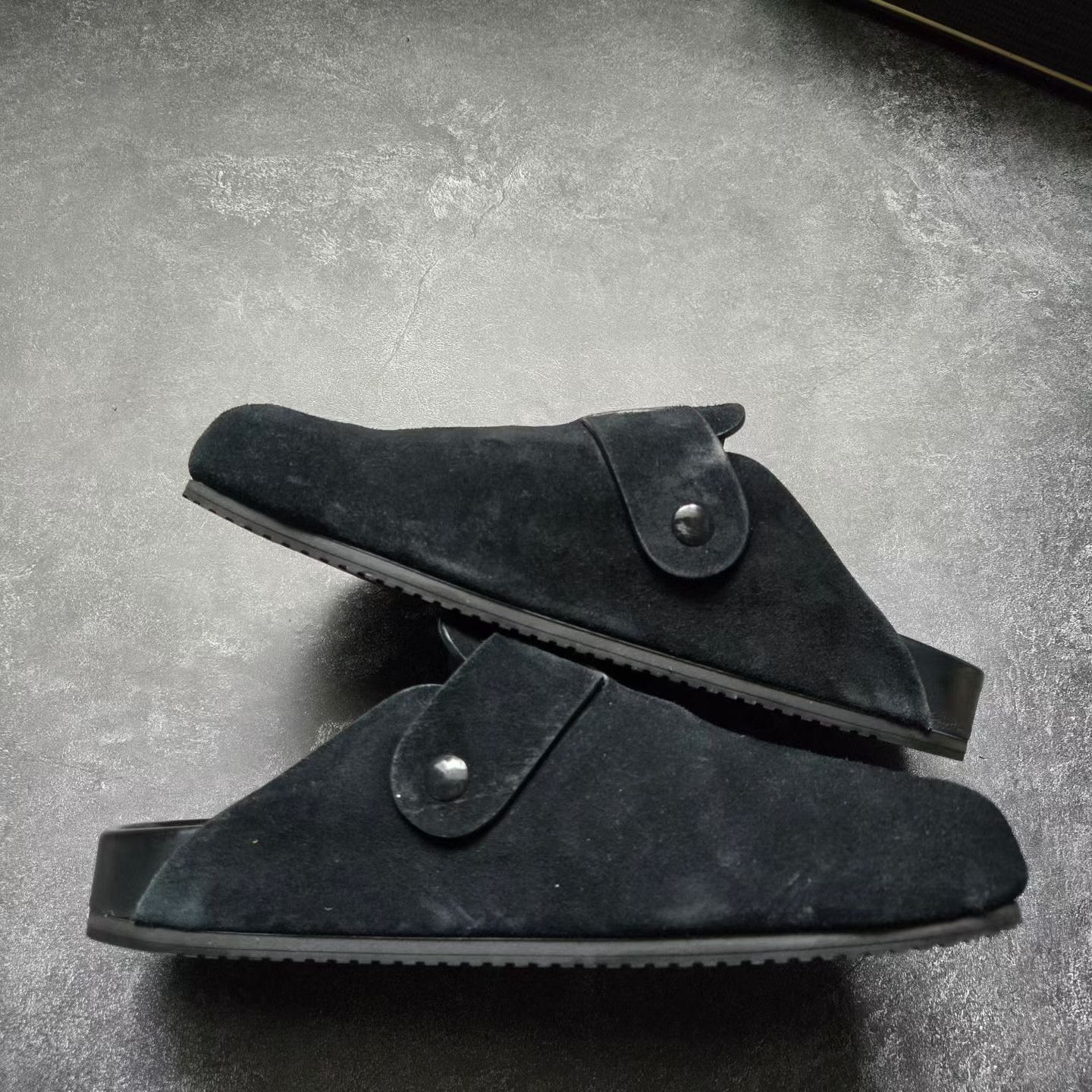 Balenciaga Balenciaga Suede Gold Sandals 39 Men Size US 6.5 / EU 39-40 - 9 Thumbnail