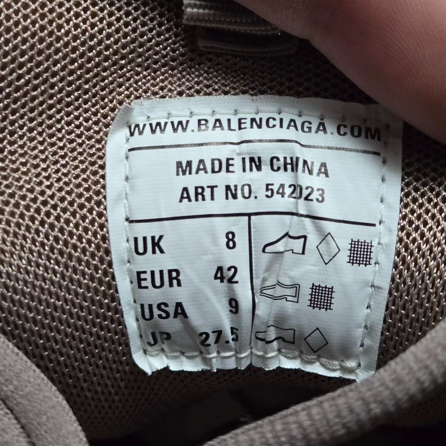 Balenciaga Balenciaga Beige Lowtop Sneakers 42 Men Size US 9 / EU 42 - 5 Thumbnail