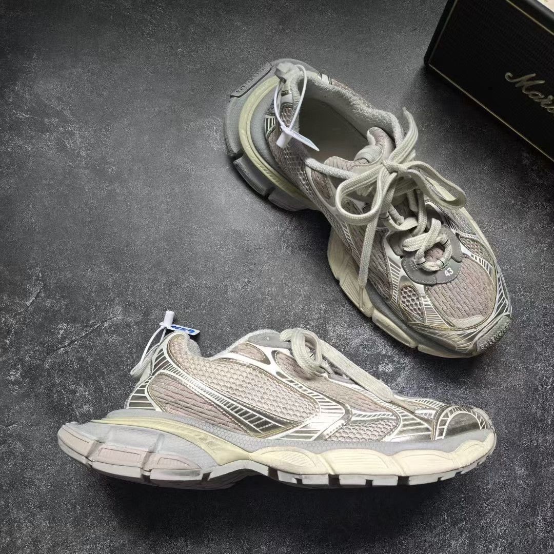 Balenciaga Balenciaga Beige Lowtop Sneakers XXXL Men Size US 10 / EU 43 - 6 Thumbnail