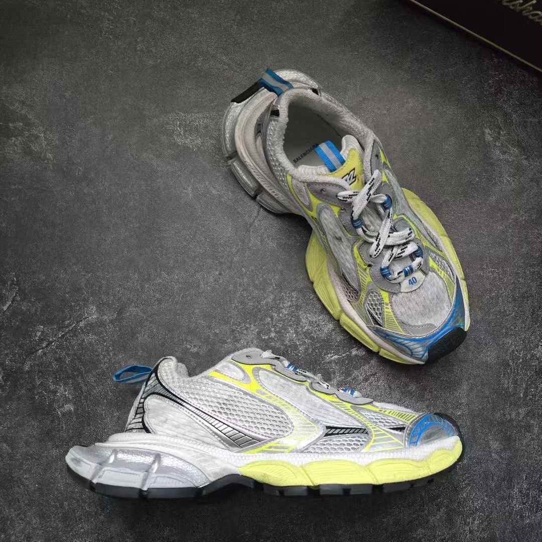 Balenciaga Balenciaga Yellow Lowtop Sneakers XXXL Men Size US 10 / EU 43 - 6 Thumbnail