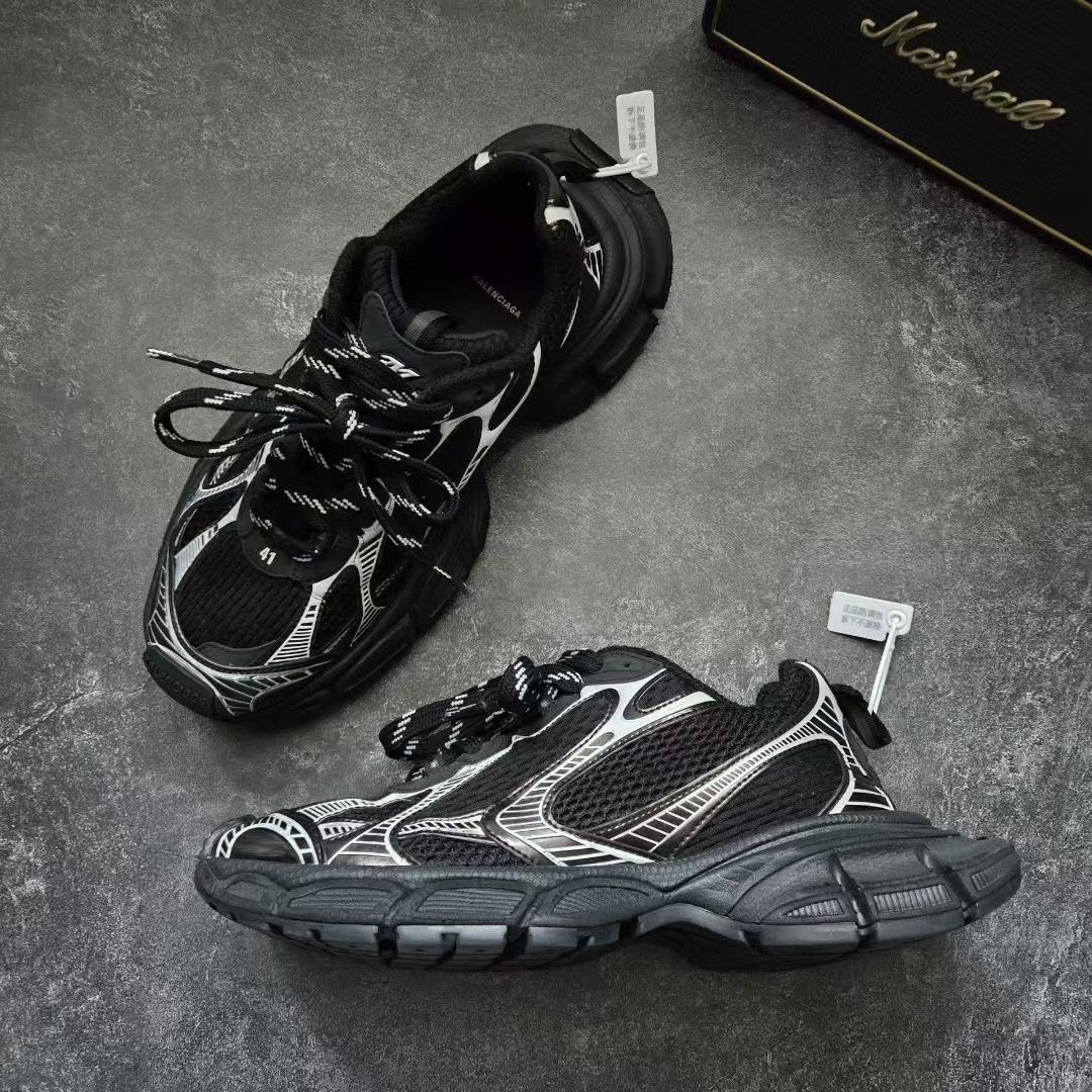 Balenciaga Balenciaga Silver Lowtop Sneakers XXXL Men Size US 10 / EU 43 - 4 Thumbnail