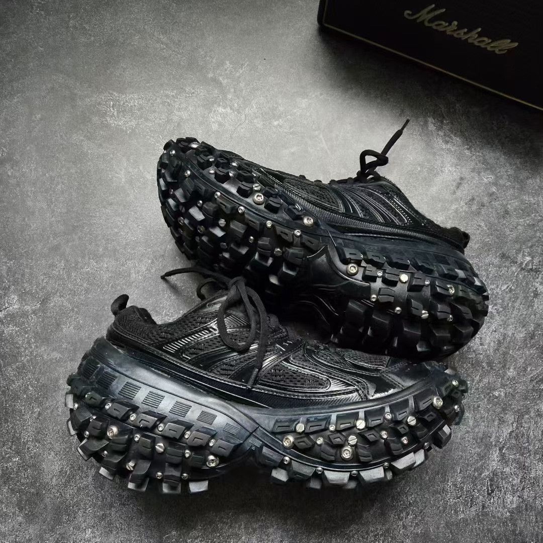 Balenciaga Balenciaga Black Lowtop Sneakers 39 Men Size US 6.5 / EU 39-40 - 9 Thumbnail