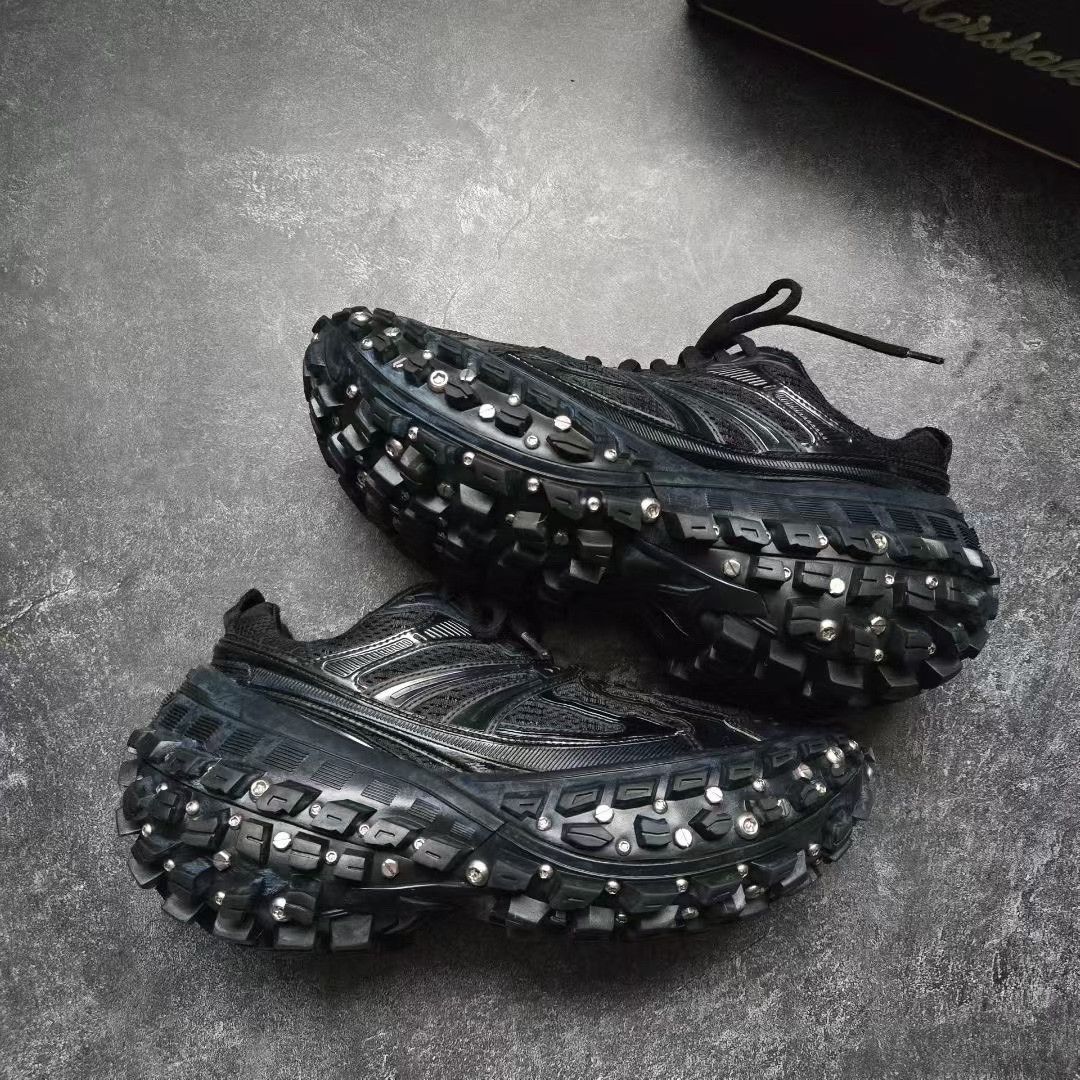 Balenciaga Balenciaga Black Lowtop Sneakers 39 Men Size US 6.5 / EU 39-40 - 8 Thumbnail