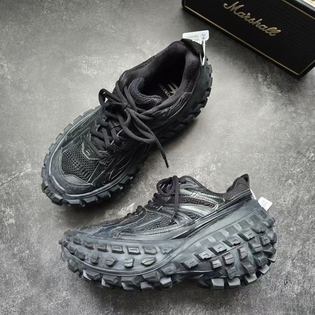 Balenciaga Balenciaga Black Lowtop Sneakers 41 Men Size US 8.5 / EU 41-42 - 4 Thumbnail