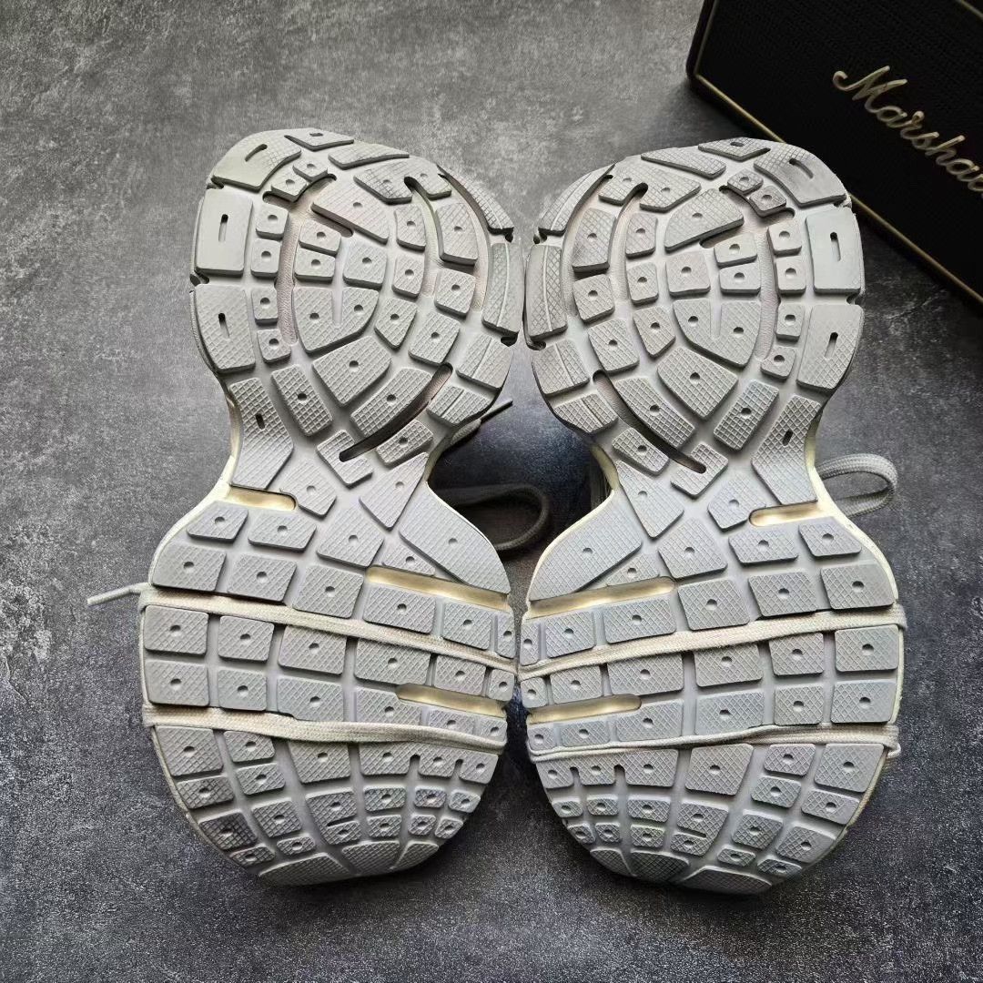 Balenciaga Balenciaga Beige Lowtop Sneakers XXXL Women Size US 8 / IT 38 - 7 Thumbnail