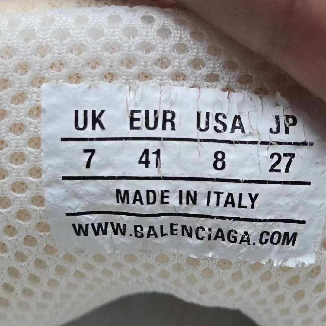 Balenciaga Balenciaga Distressed White Lowtop Sneakers 41 Men Size US 8.5 / EU 41-42 - 5 Thumbnail