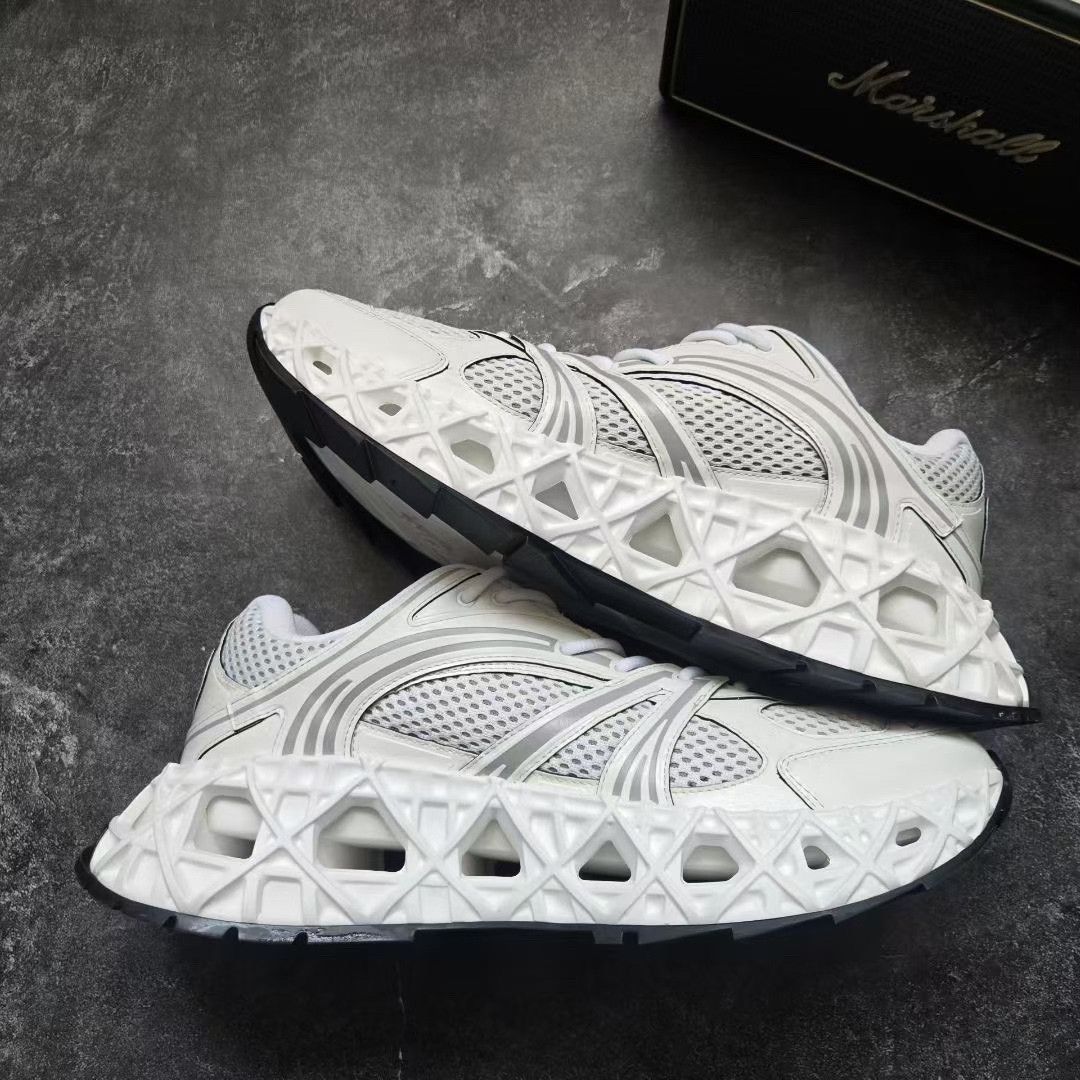 Balenciaga Balenciaga White Lowtop Sneakers 35 Men Size US 5 / EU 37 - 9 Thumbnail