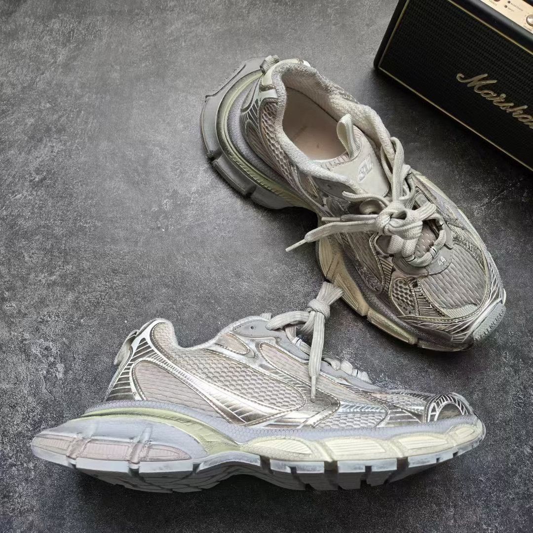 Balenciaga Balenciaga Beige Lowtop Sneakers XXXL Men Size US 10 / EU 43 - 6 Thumbnail