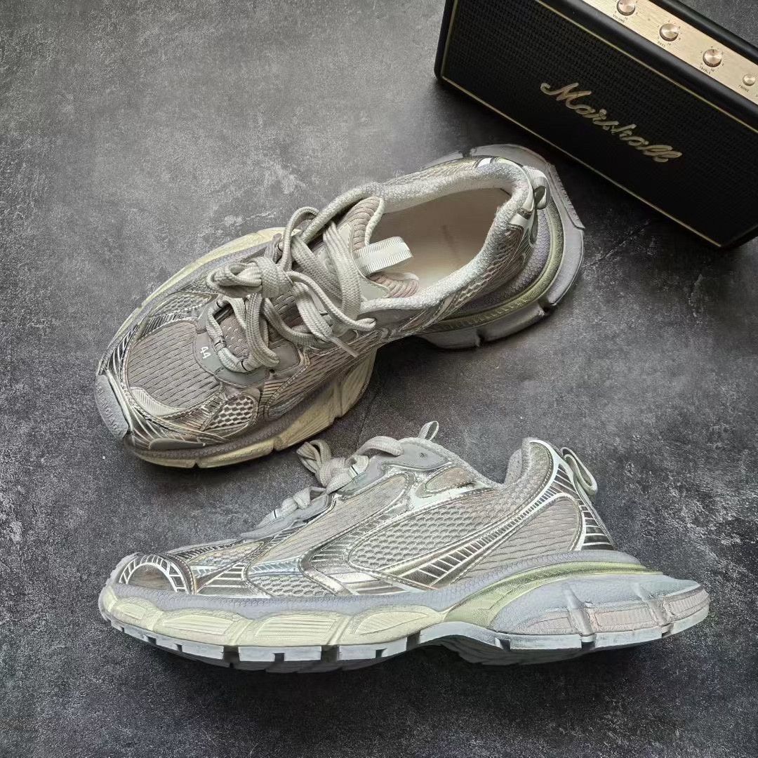 Balenciaga Balenciaga Beige Lowtop Sneakers XXXL Men Size US 10 / EU 43 - 4 Thumbnail