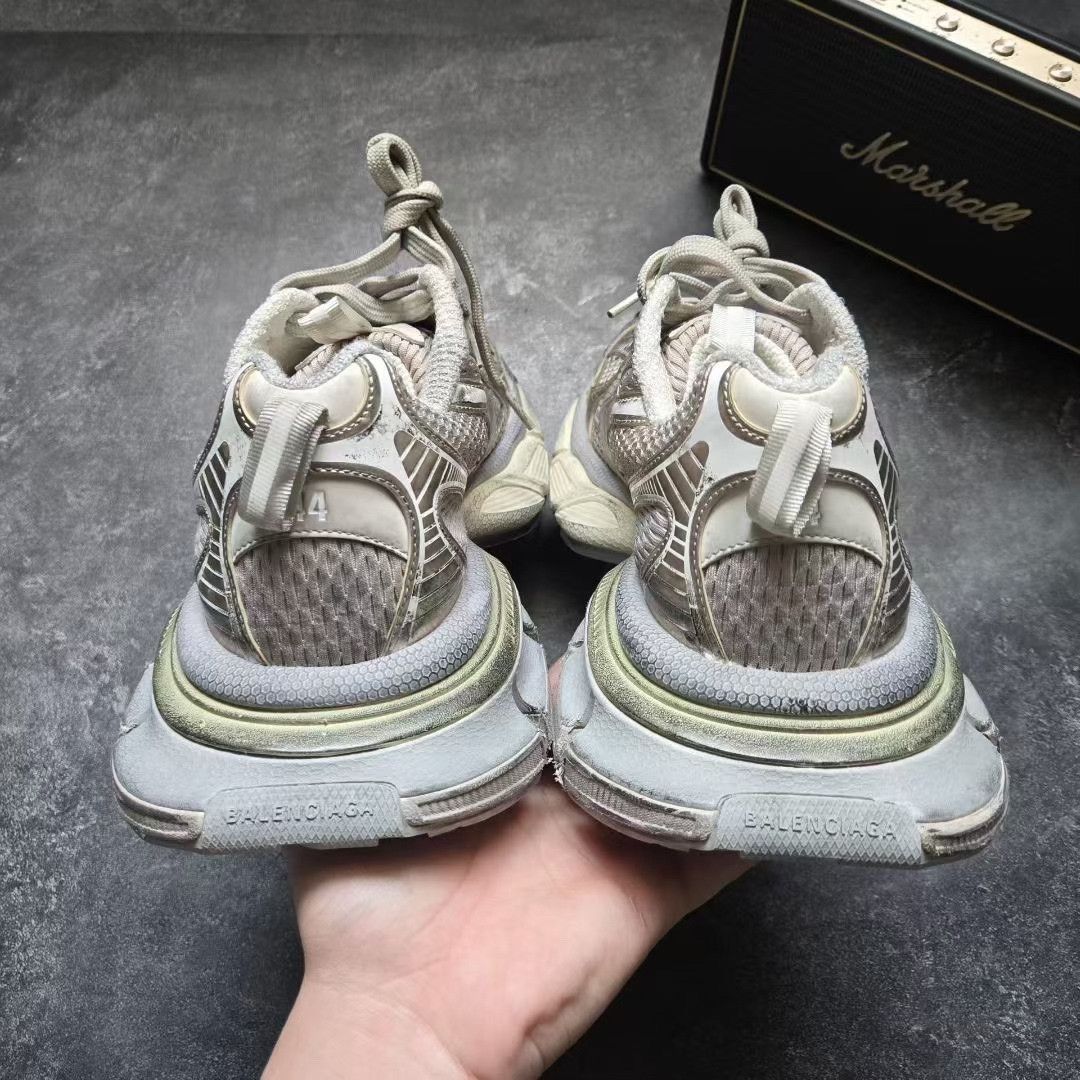 Balenciaga Balenciaga Beige Lowtop Sneakers XXXL Men Size US 10 / EU 43 - 3 Thumbnail